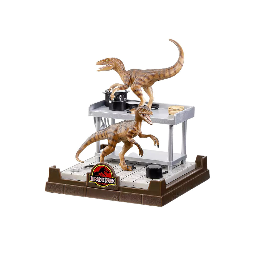 Figurina de colectie Jurassic Park IdeallStore®, Lab Velociraptors, 18 cm, suport sticla inclus - 1 | YEO