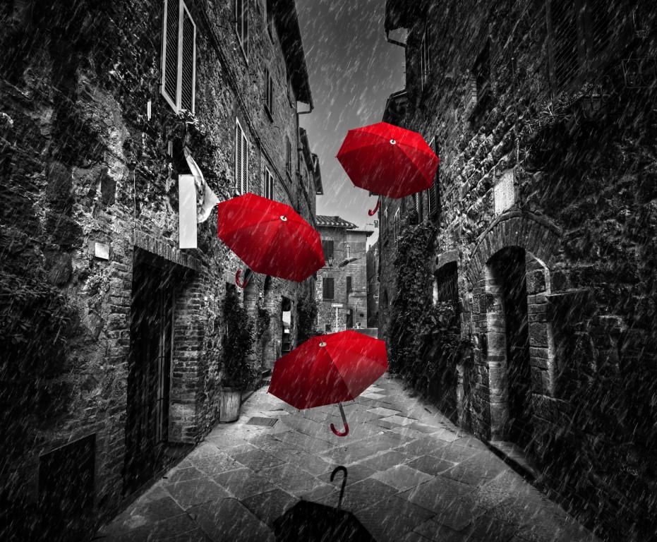 Tablou canvas Strada din Toscana, umbrele rosii, alb-negru
