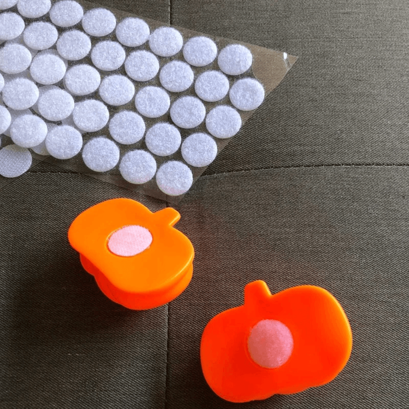 Set complet 24 buline arici autoadezive Crisalida, puf si scai, 25 mm, Alb - 1 | YEO