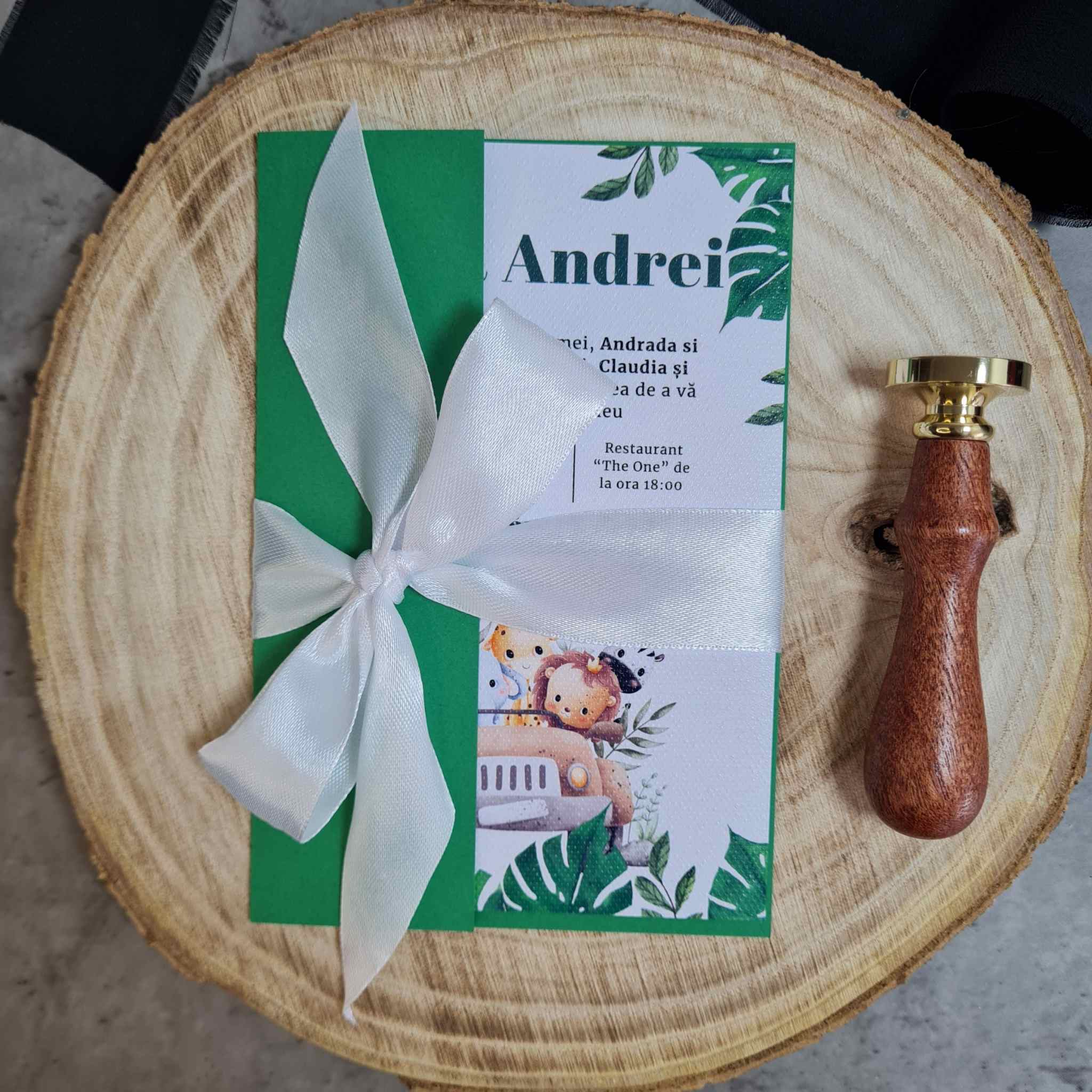 Invitatie de Botez verde, cu fundita de satin si plic inclus