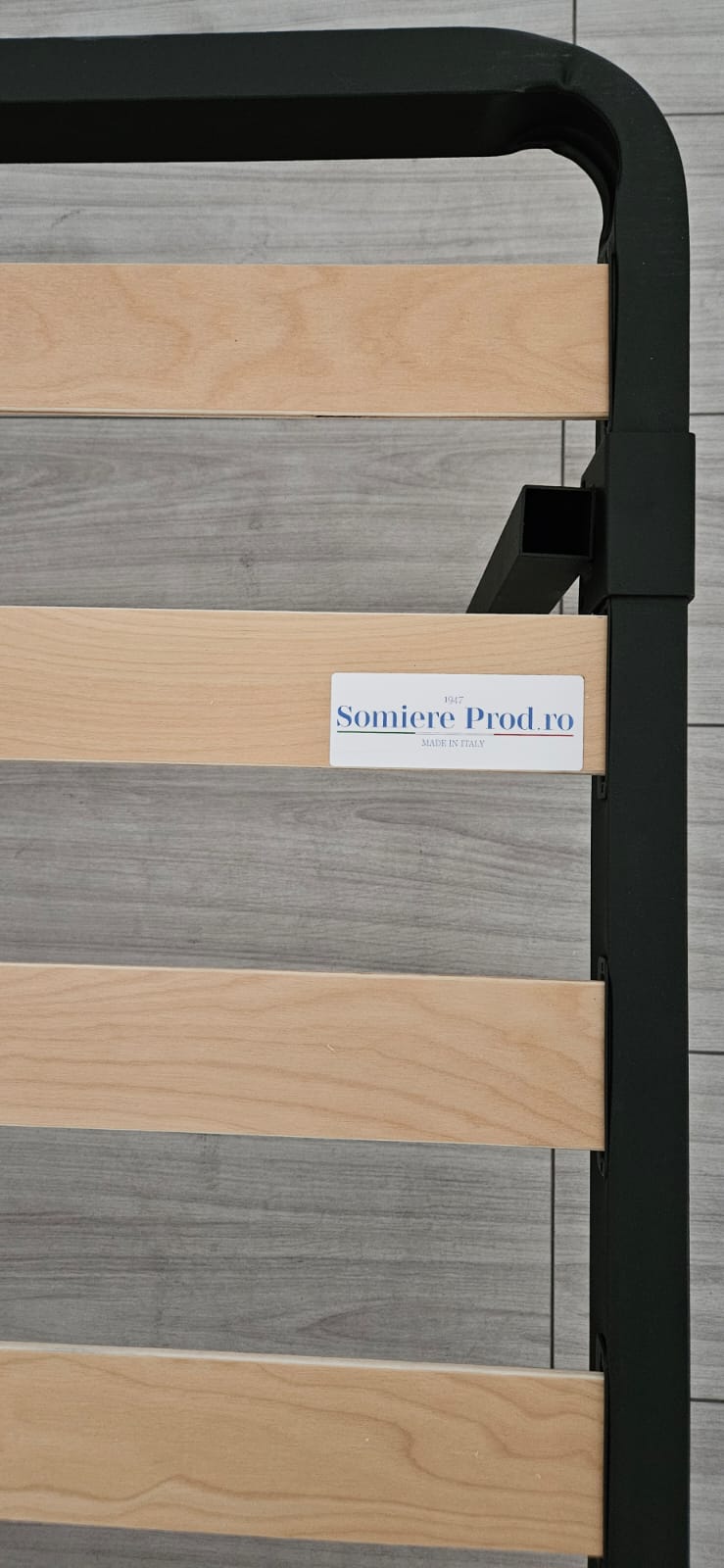 Somiera pat Milano 160x200, 13 lamele lemn, cadru metal, fara picioare