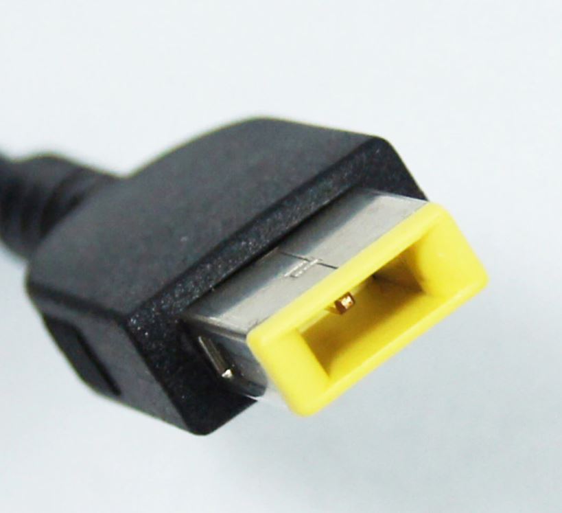 Incarcator laptop compatibil Lenovo Y70-80 135W 20V 6.75A, conector dreptunghiular cu pin interior