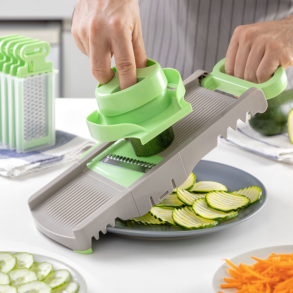 Mandolina-Razuitoare Pliabila 6 in 1 Choppie InnovaGoods