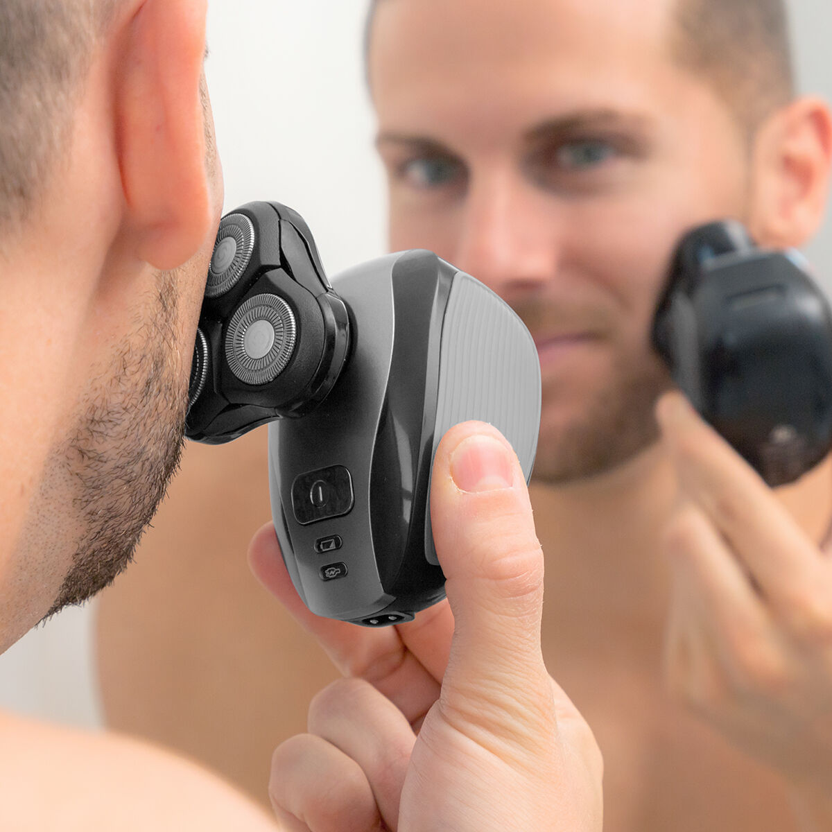 aparat de ras multifunctional 5 in 1, reincarcabil, ergonomic Shavestyler InnovaGoods