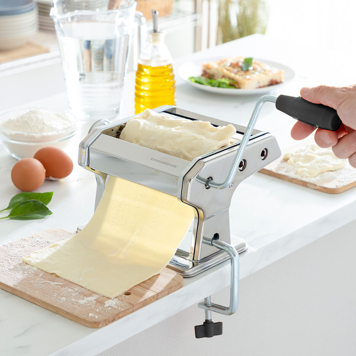 Aparat pentru paste proaspete cu retete Frashta InnovaGoods