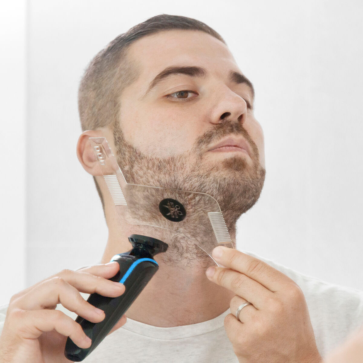 Sablonul de barba pentru barbierit Hipster Barber InnovaGoods - 4 | YEO