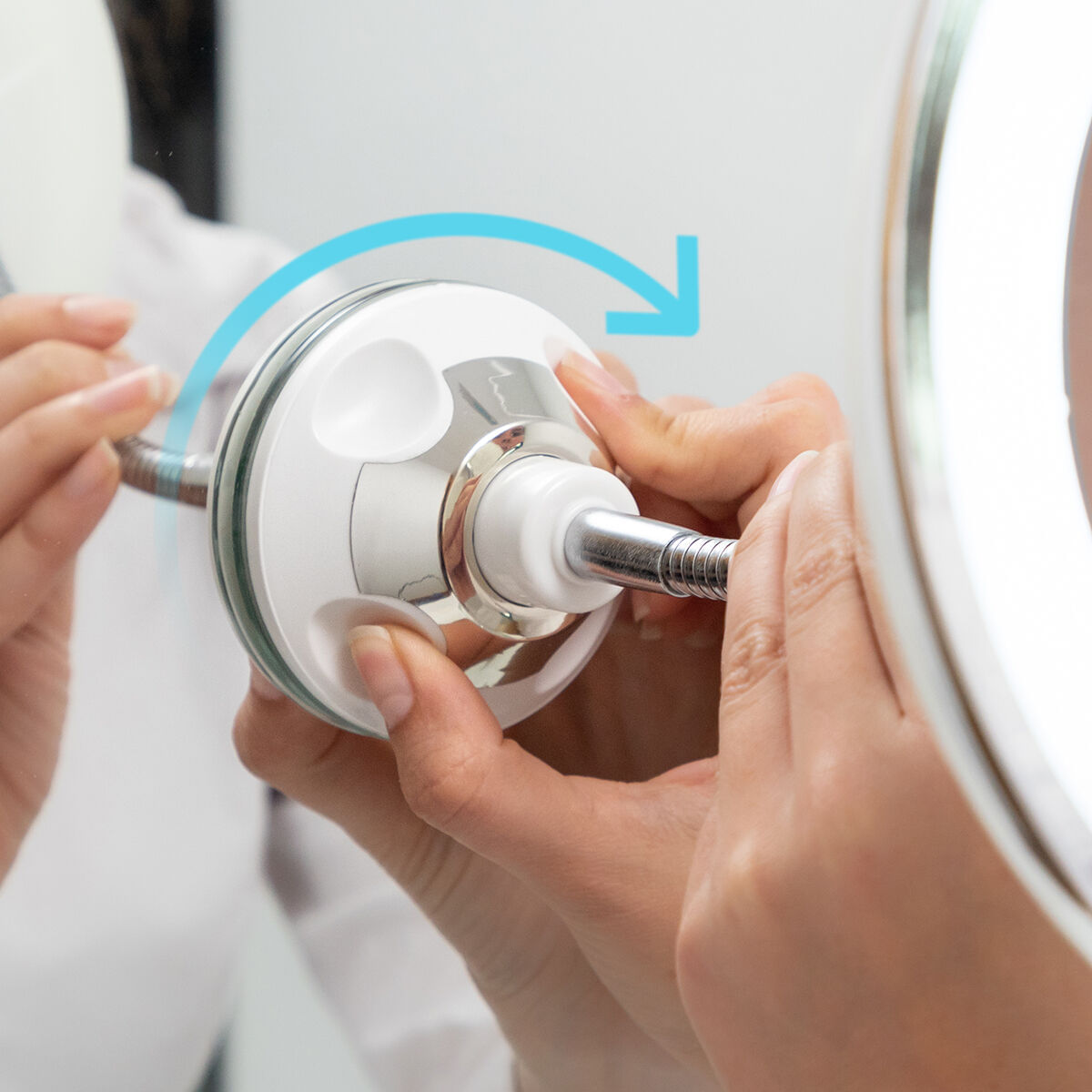 Oglinda cosmetica cu LED cu picior flexibil si ventuza Mizoom InnovaGoods - 4 | YEO