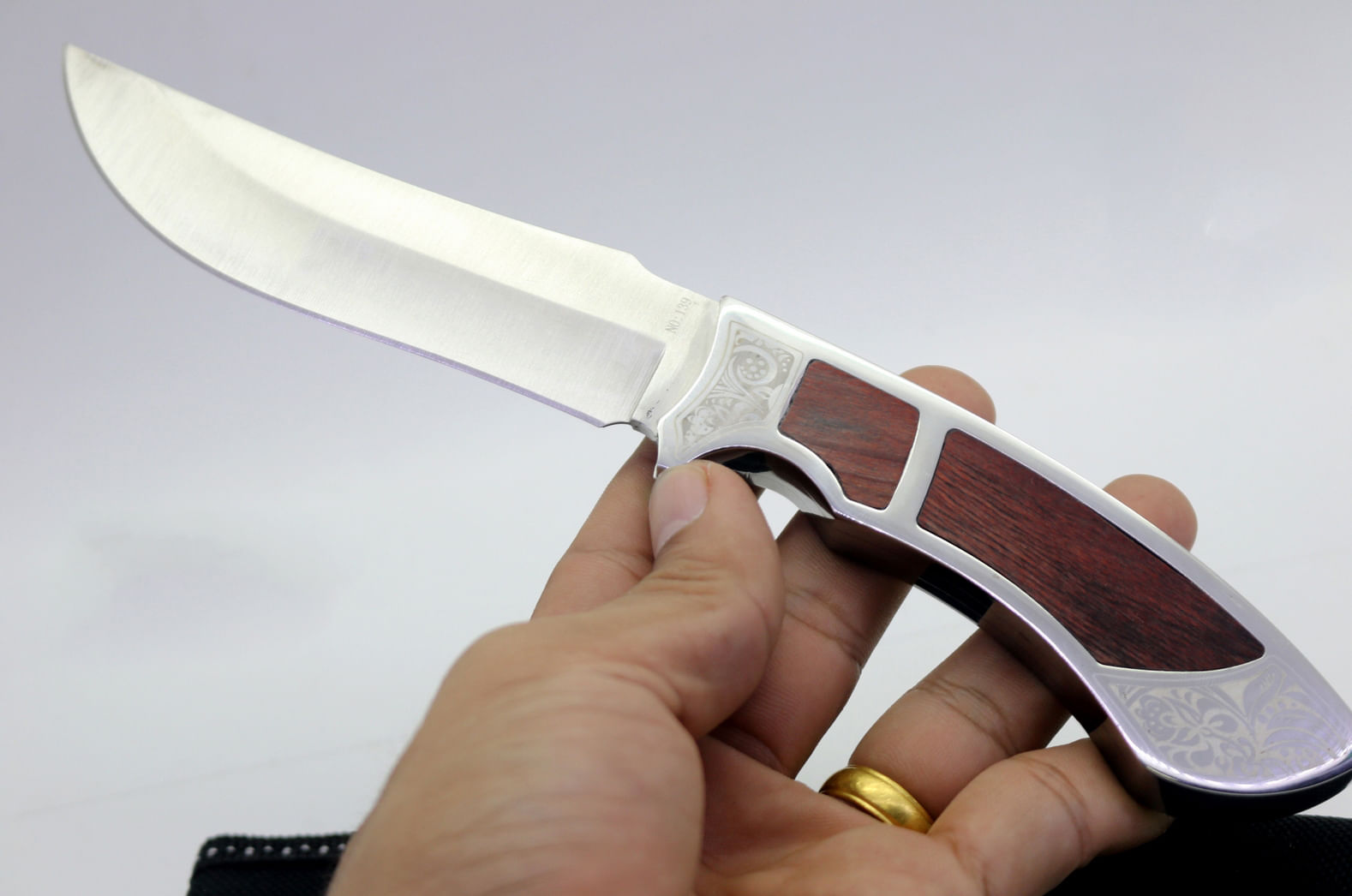 Cutit de vanatoare militar Finka Foxter, 22 cm, otel si lemn, husa inclusa - imagine 4