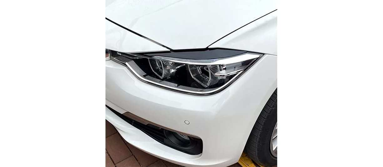 Set 2 Pleoape Faruri Ornamente BMW Seria 3 F30 F31 F32 F33 F36 2011-2018, Negru Lucios