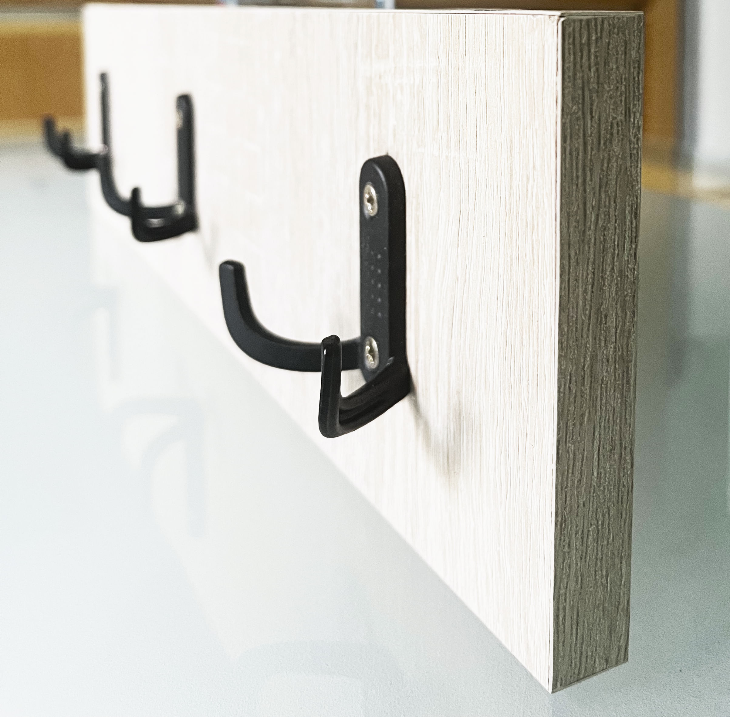 Cuier perete cu 3 agatatoare, alb, 44x11 cm - 2 | YEO