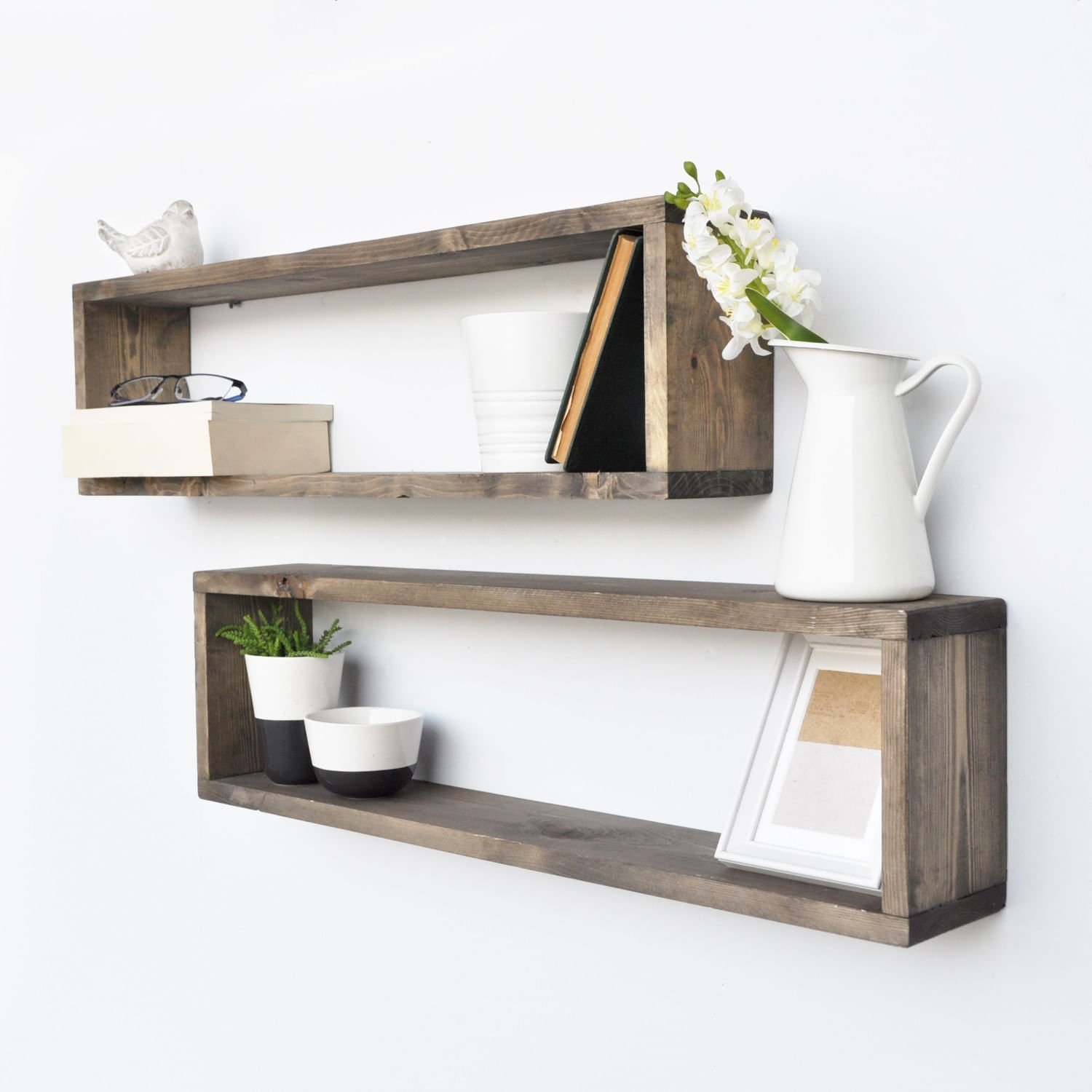 Raft de perete, Hanah Home, lemn de molid, nuc, 70x20x24 cm — imaginea 3