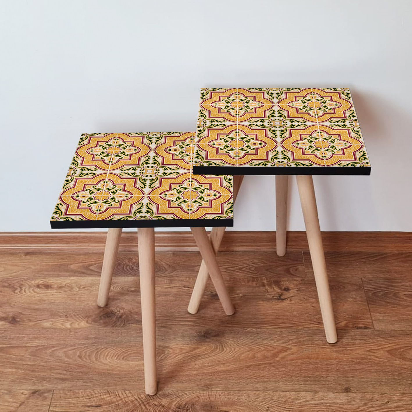 Set mese de cafea suprapuse, Hanah Home, mdf, multicolor, 35x35x47 cm, picioare lemn fag