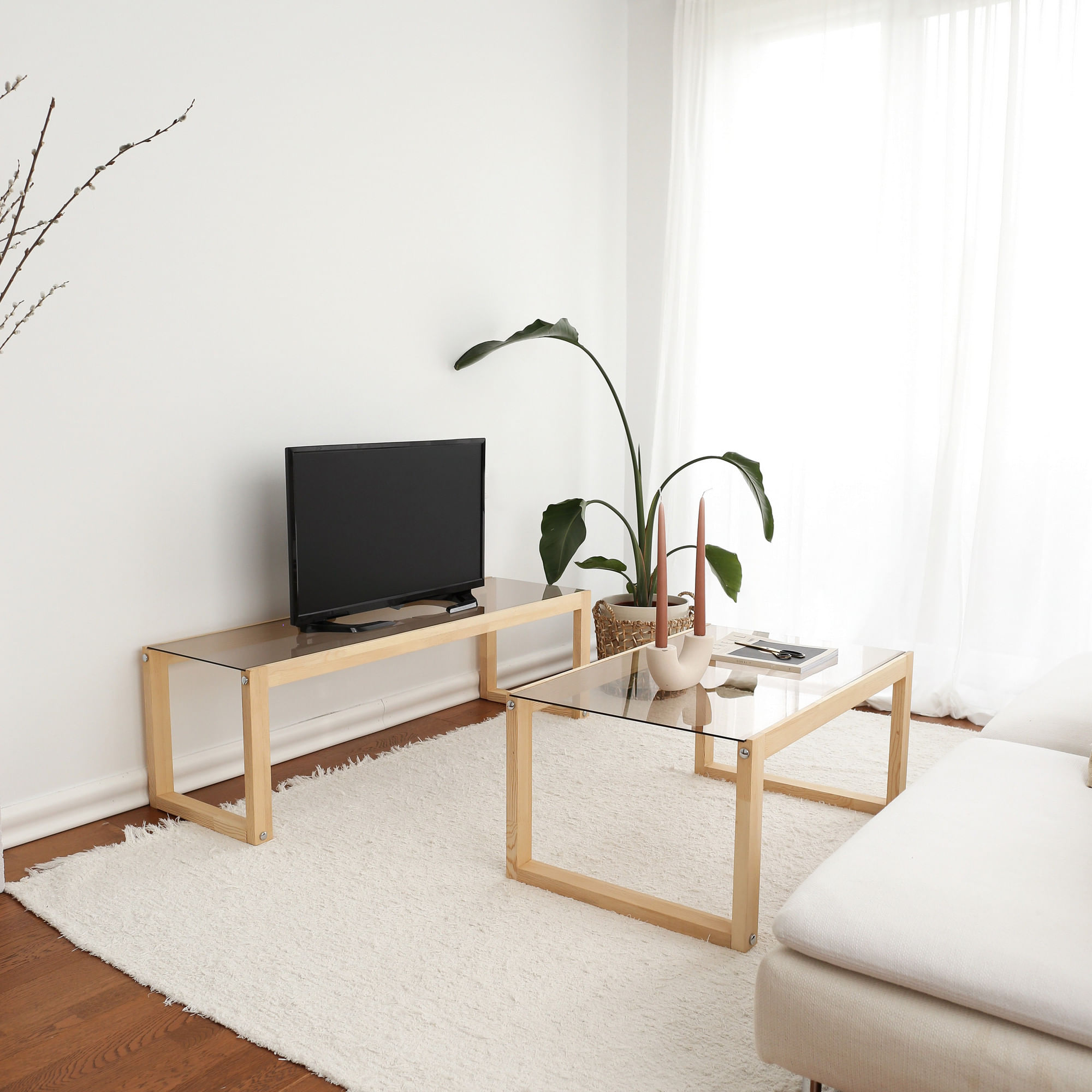 Comoda tv, Hanah Home, lemn masiv de pin, natural, 130x40x40 cm — imaginea 2