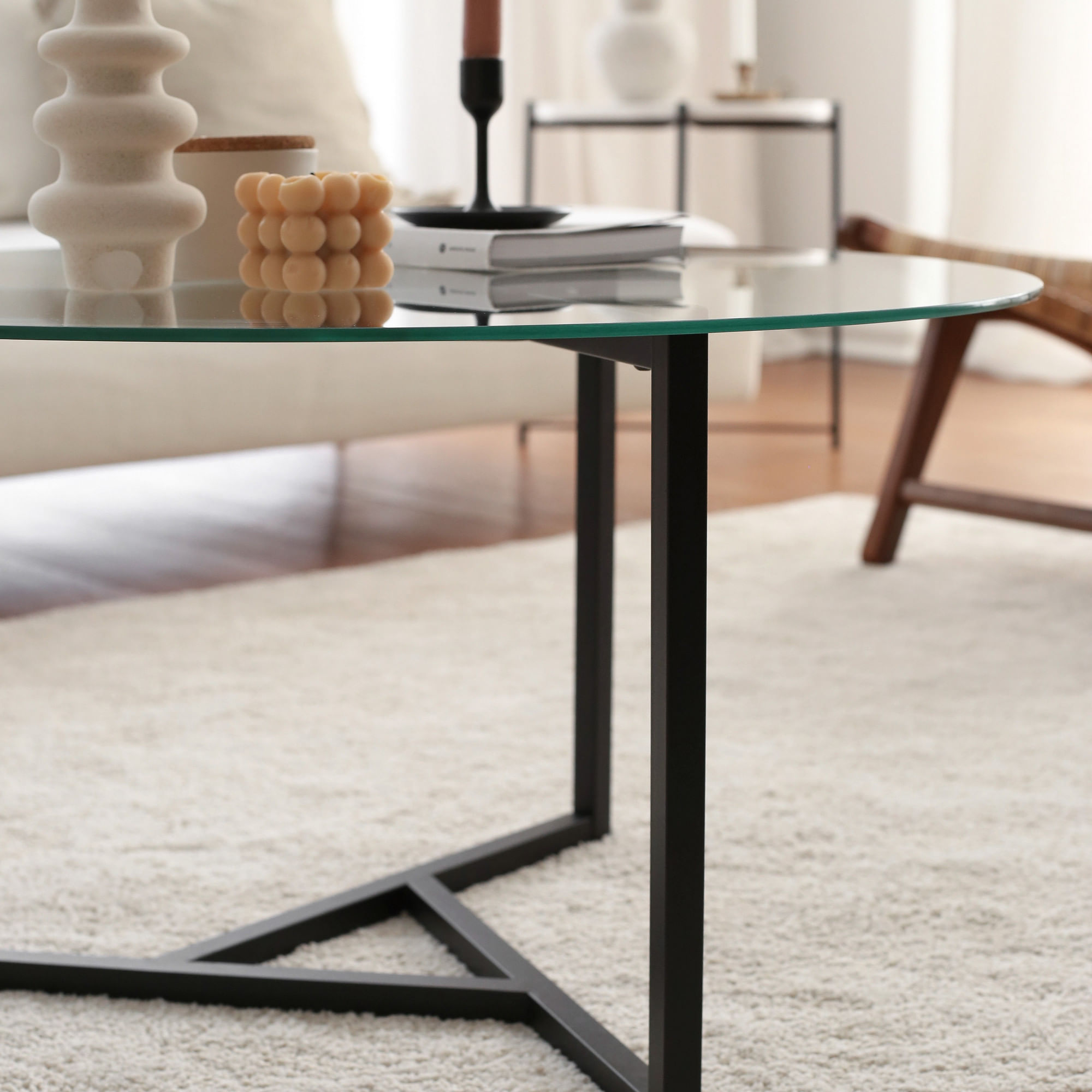 Masuta de cafea, Hanah Home, metal si sticla securizata, transparent si negru, 75x75x42 cm — imaginea 5