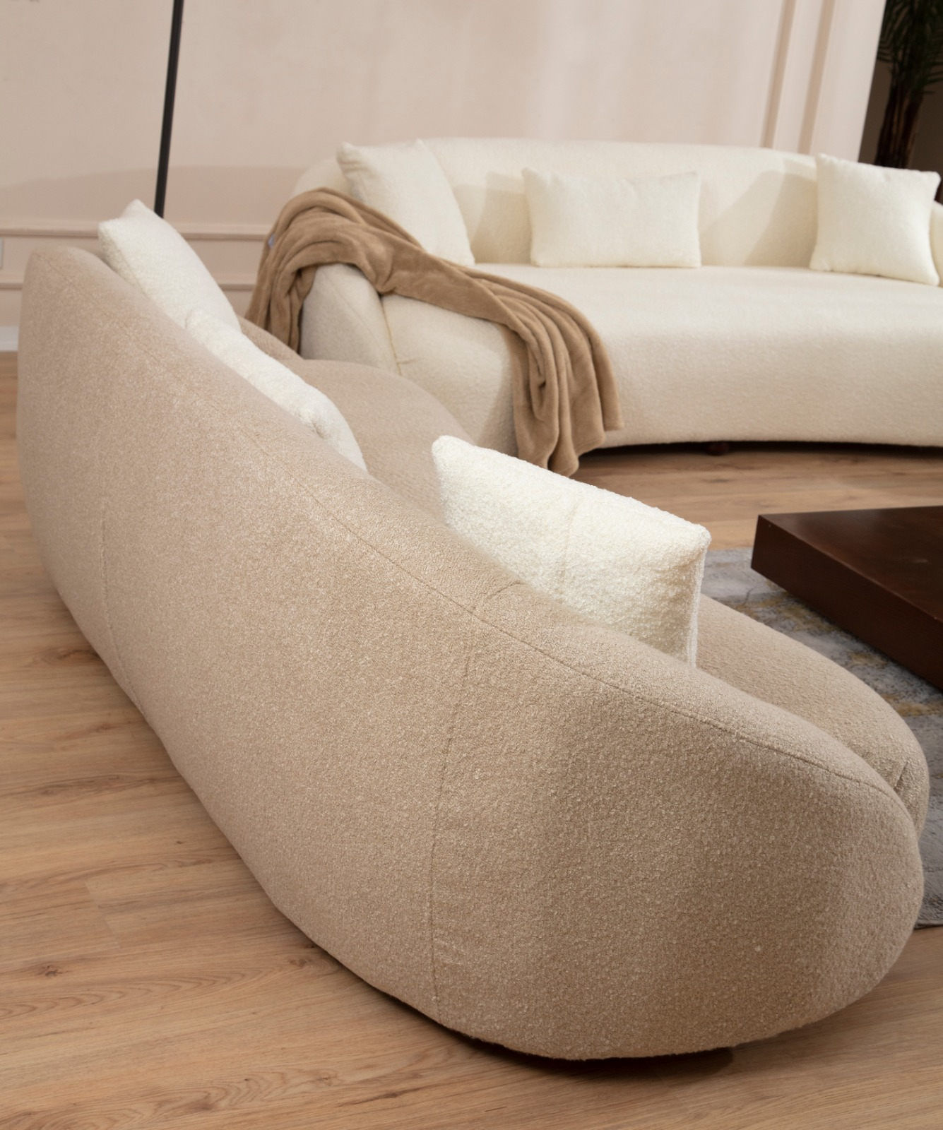 Canapea 3 locuri, Atelier Del Sofa, material textil cappuccino, lemn fag, 230x75x94 cm — imaginea 5