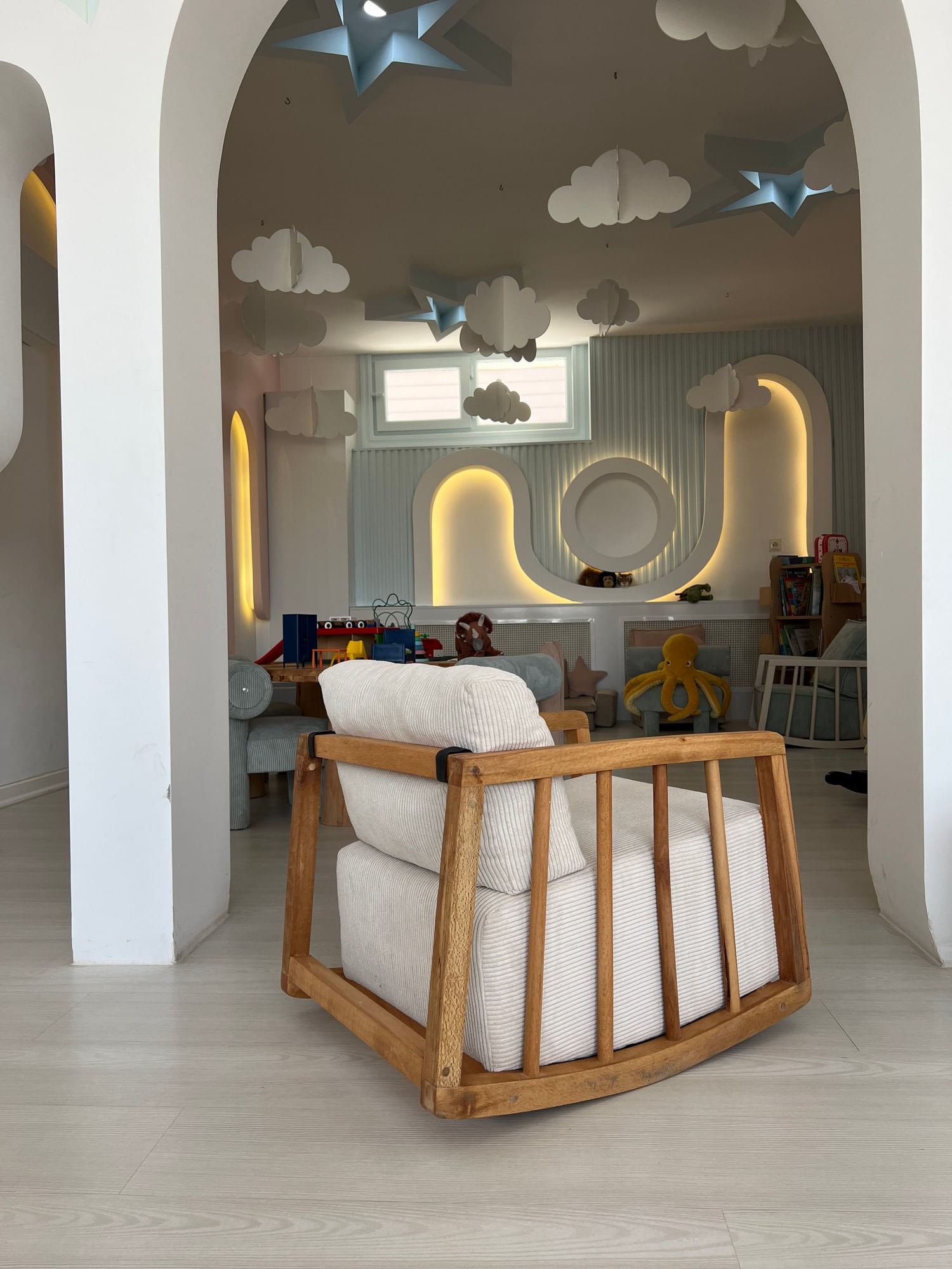 Fotoliu, Atelier Del Sofa, lemn de carpen, alb, 72x63x50 cm — imaginea 4