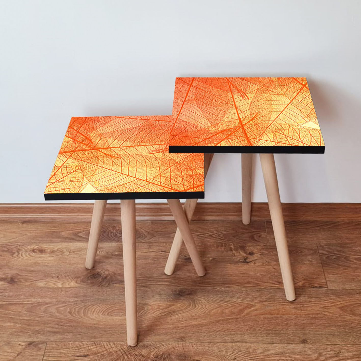 Set masute de cafea, Hanah Home, mdf, portocaliu si galben, 35x35x47 cm, picioare lemn fag