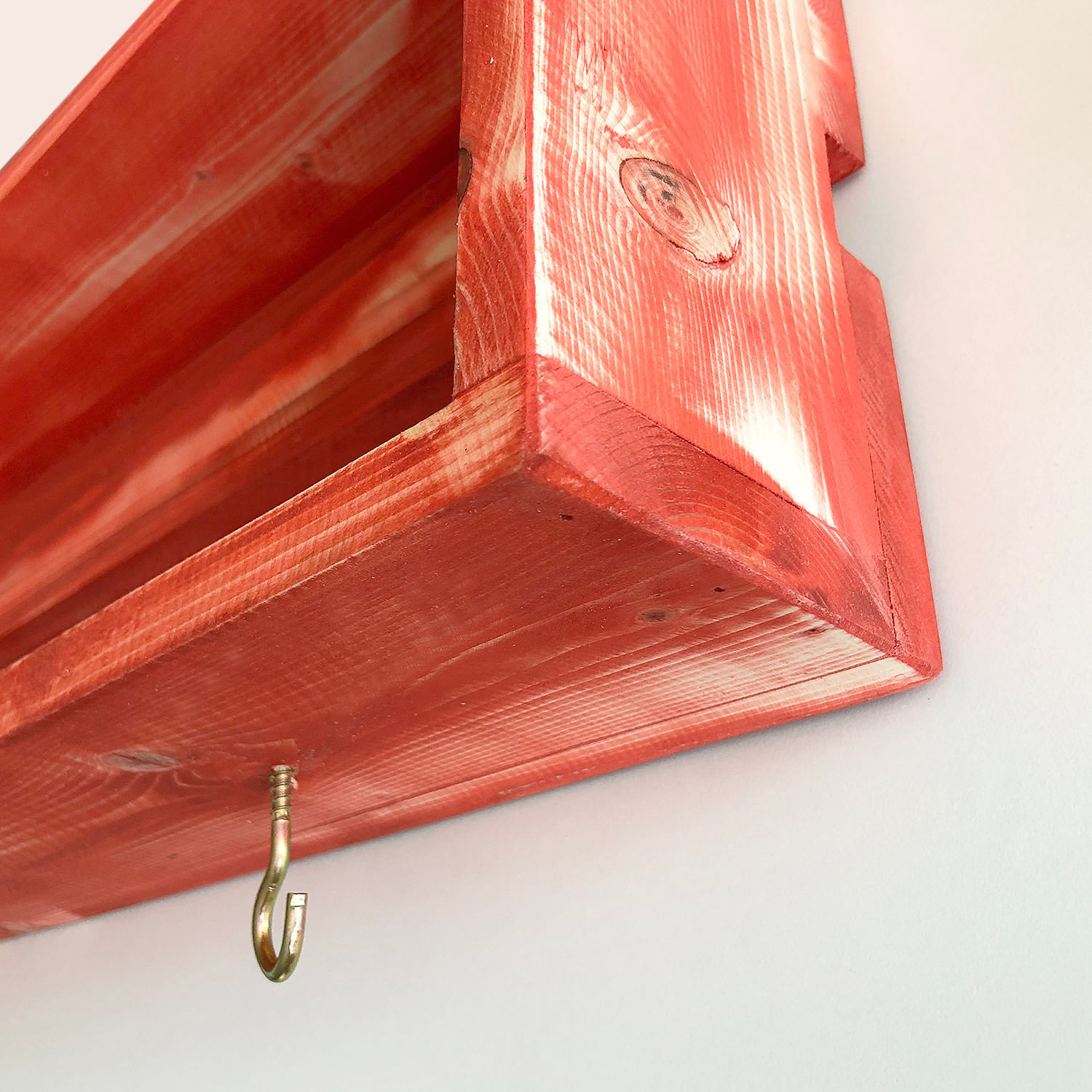 Raft de bucatarie, Hanah Home, lemn de molid, rosu, 70x21x10 cm — imaginea 2