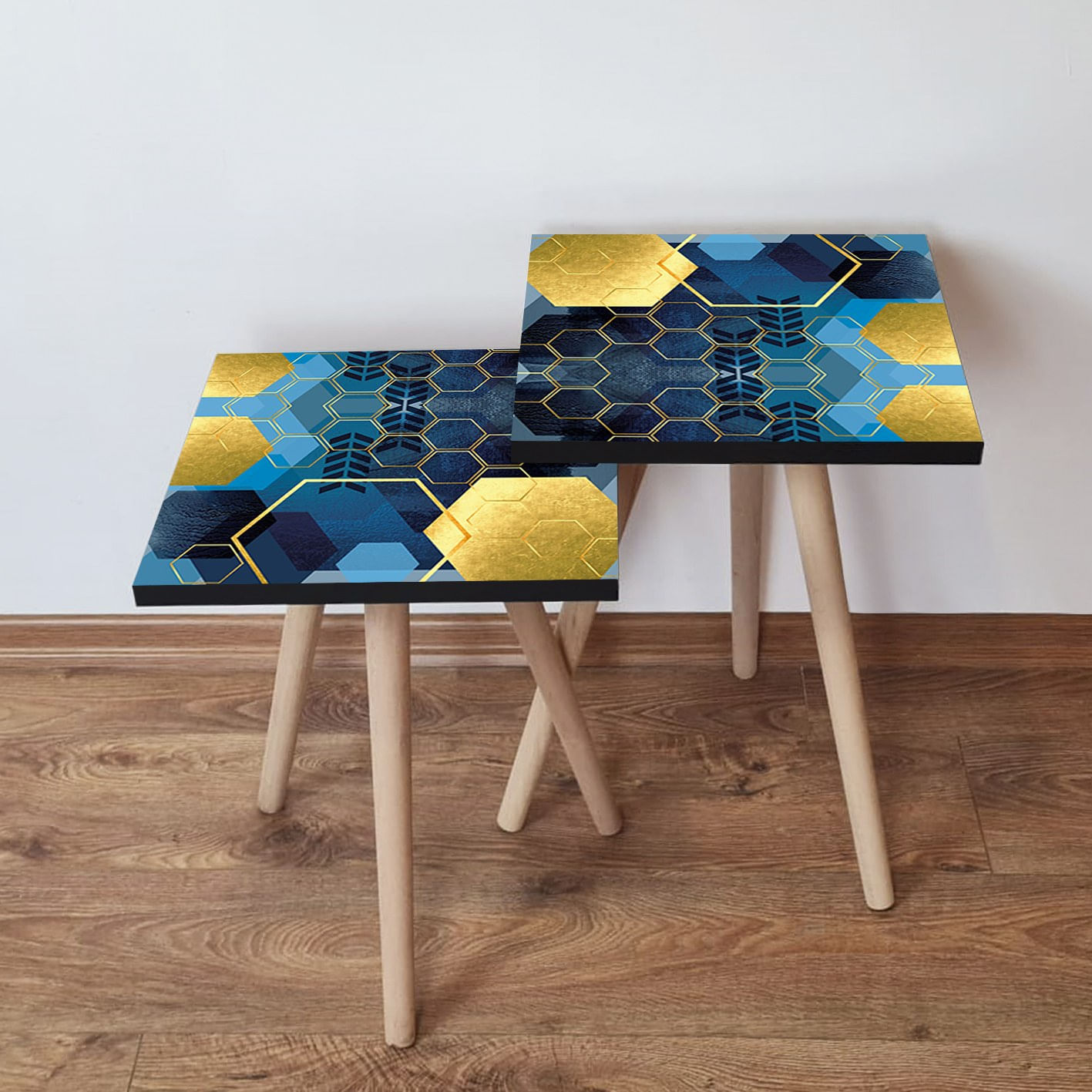 Set masute de cafea cuib, Hanah Home, mdf, albastru, albastru marin, auriu, 35x35x47 cm, picioare lemn fag