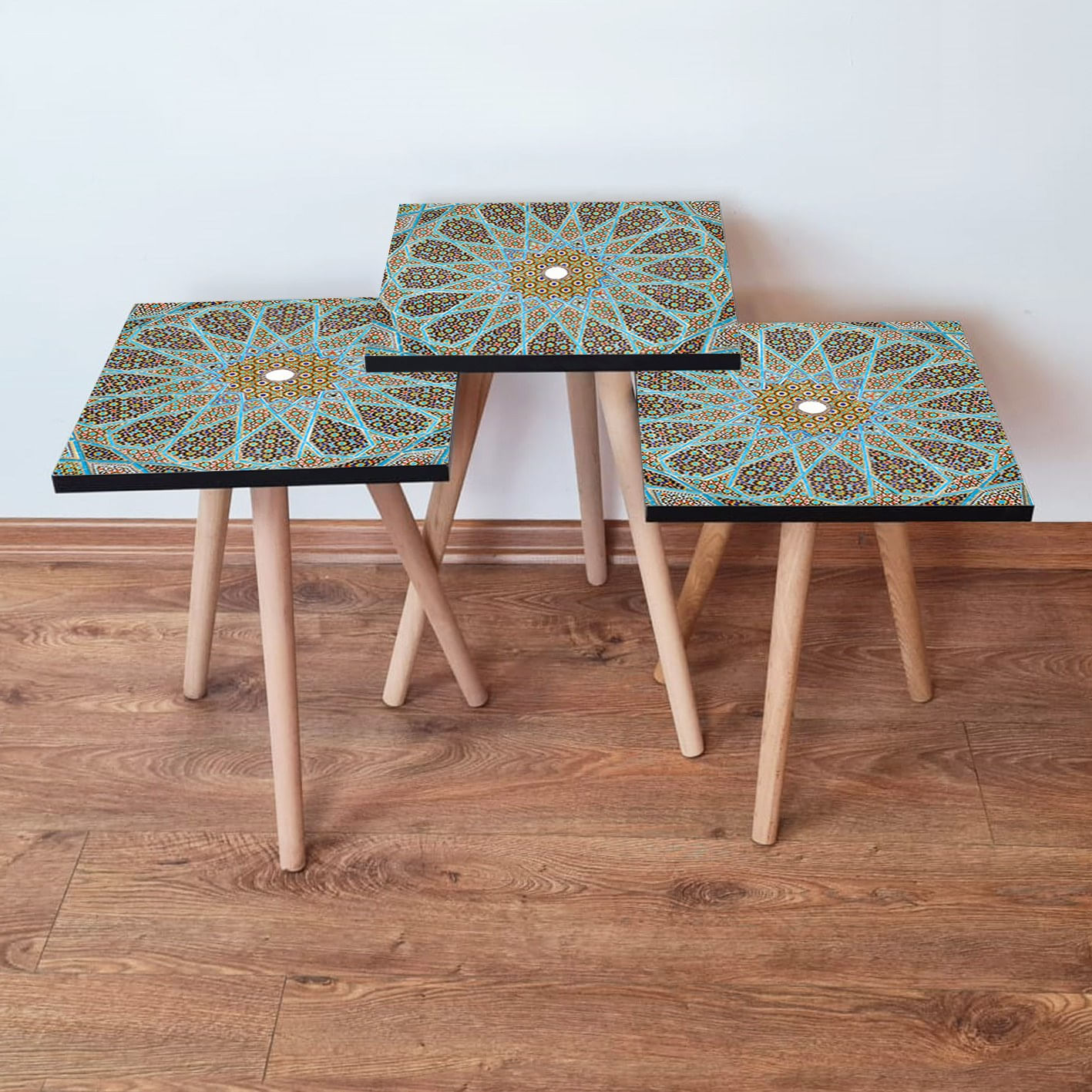 Set masute de cafea, Hanah Home, mdf, multicolor, picioare lemn fag, 3 piese, 481LNA2947