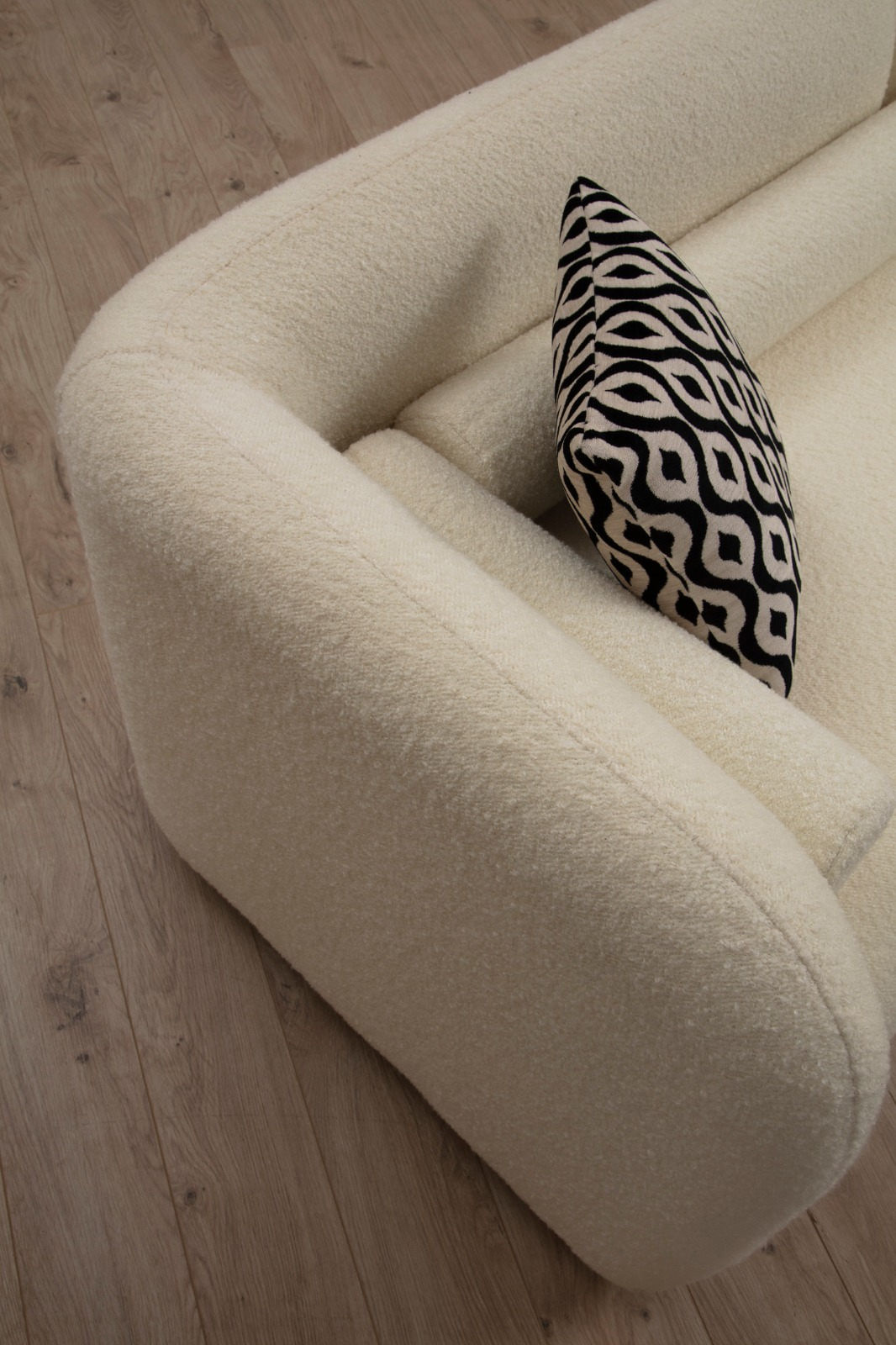 Canapea 3 locuri, Hanah Home, material textil crem, 228x90x74 cm — imaginea 4