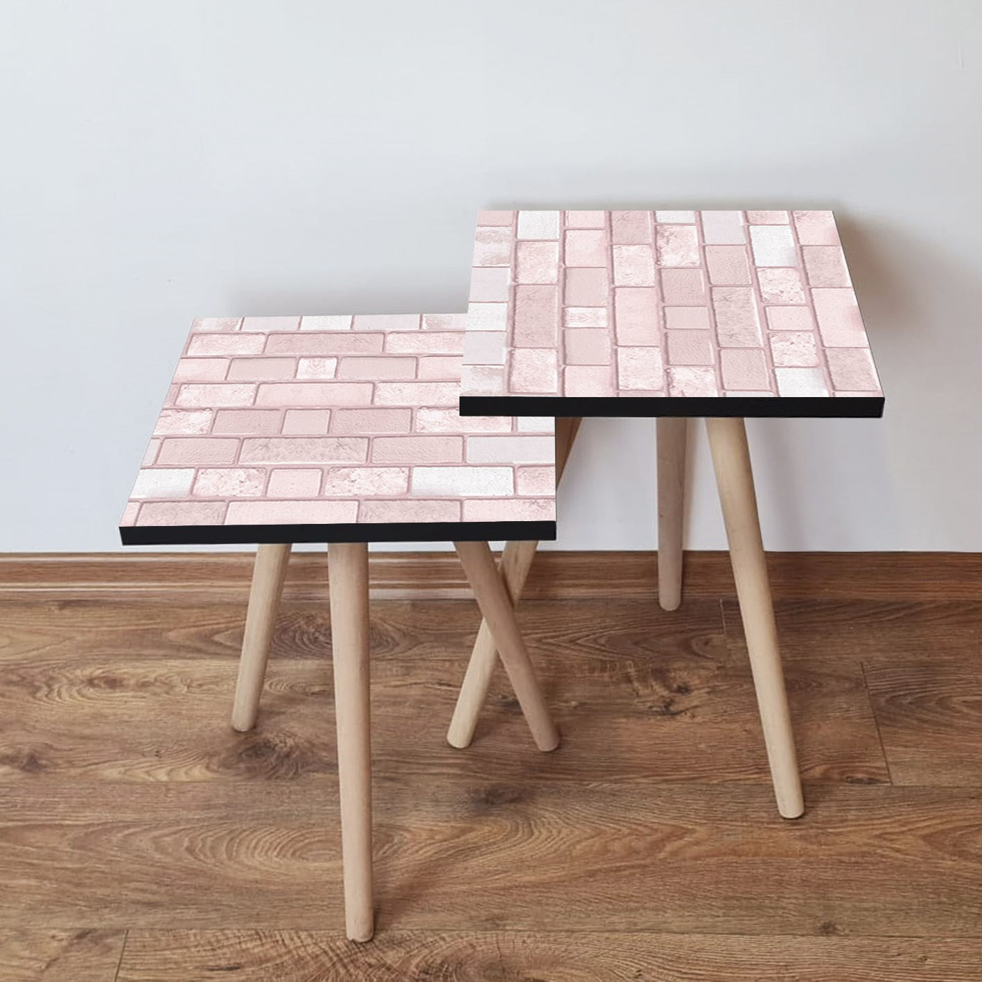 Set masute de cafea, Hanah Home, mdf, roz si alb, 35x35x47 cm si 35x35x42 cm
