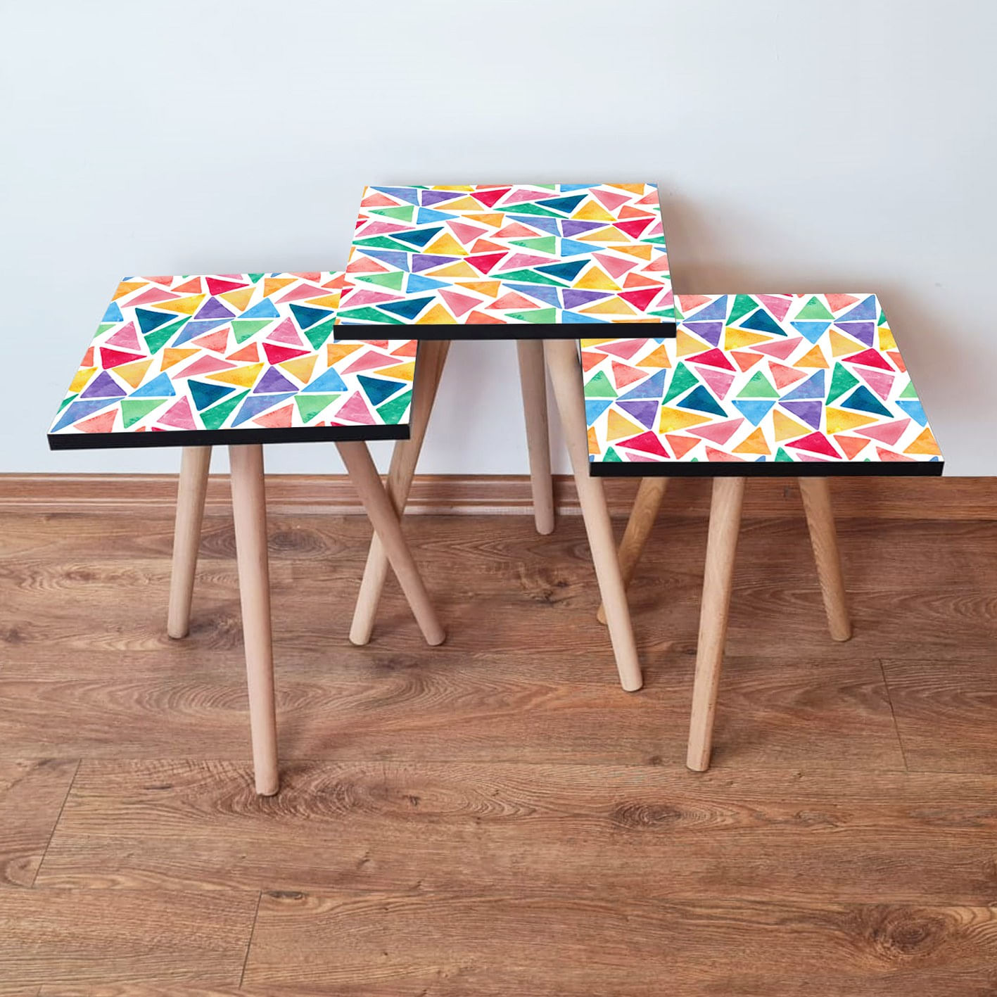 Set masute de cafea, Hanah Home, mdf, multicolor, picioare lemn fag, 3 piese, 481LNA2777