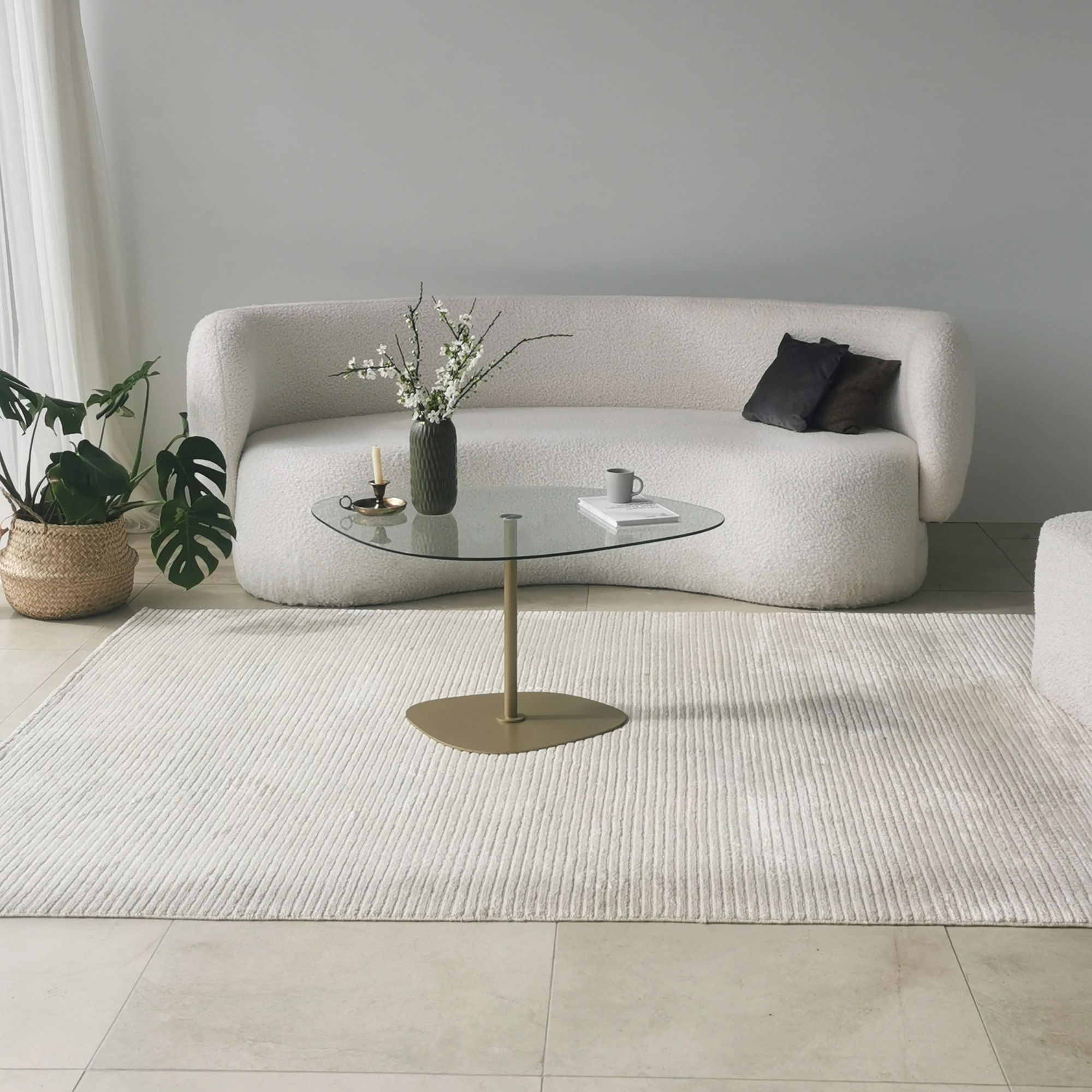 Masuta de cafea, Hanah Home, sticla securizata, transparent auriu, 85x67x40 cm — imaginea 9