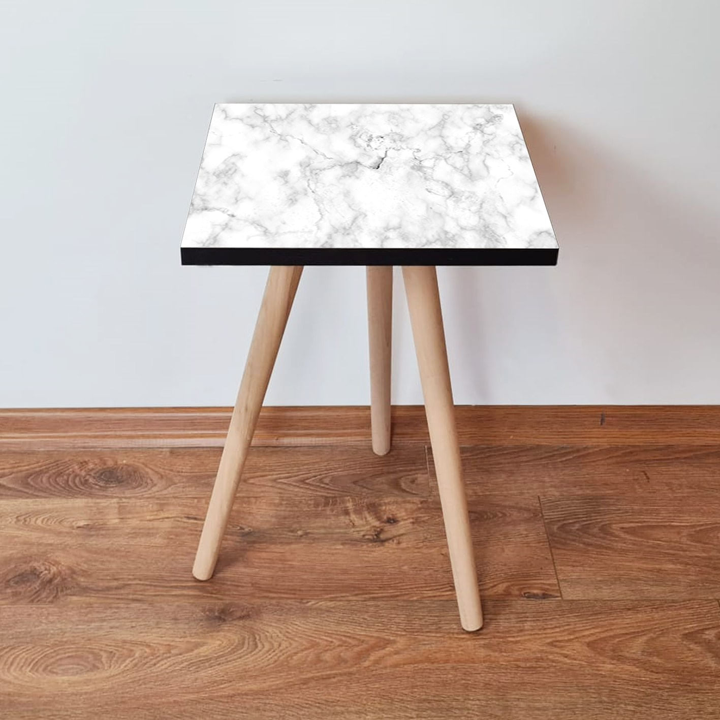 Masuta de cafea, Hanah Home, mdf, alb, picioare lemn fag, 35x35x42 cm