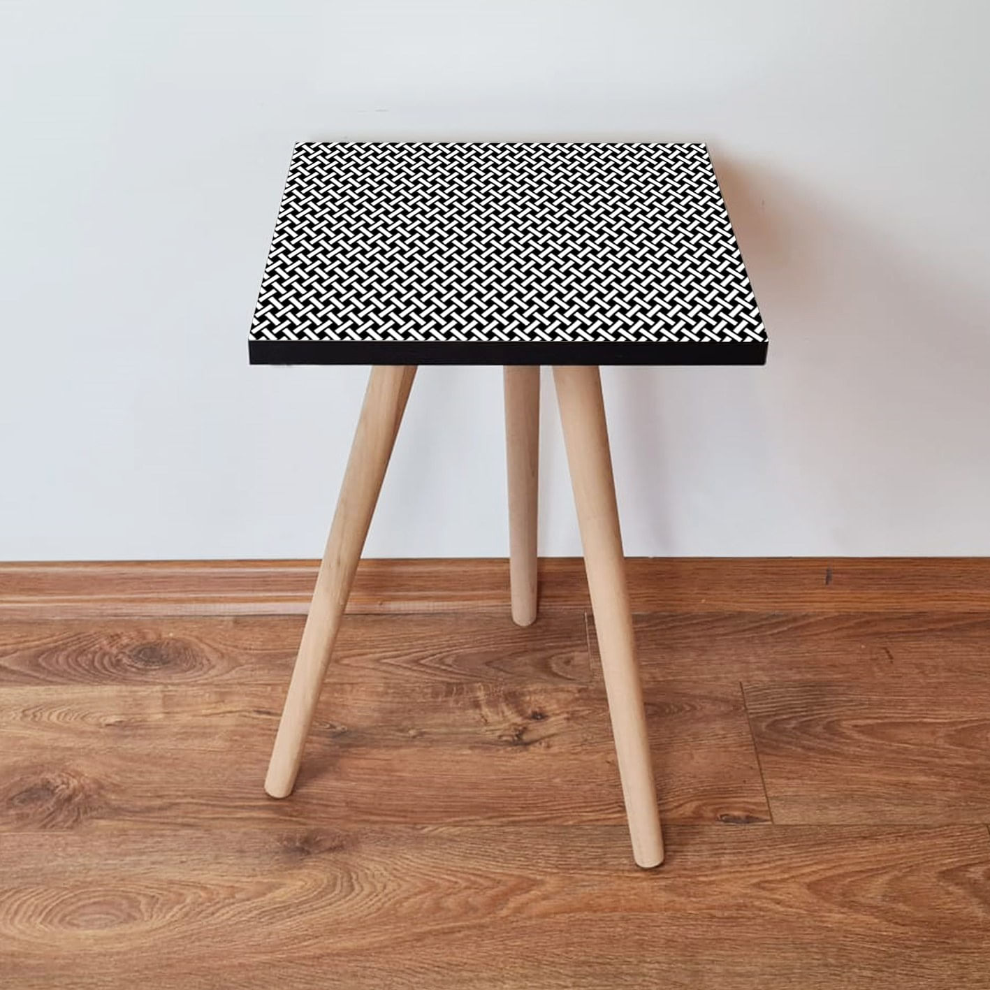 Masa laterala, Hanah Home, mdf, negru si alb, 35x35x42 cm
