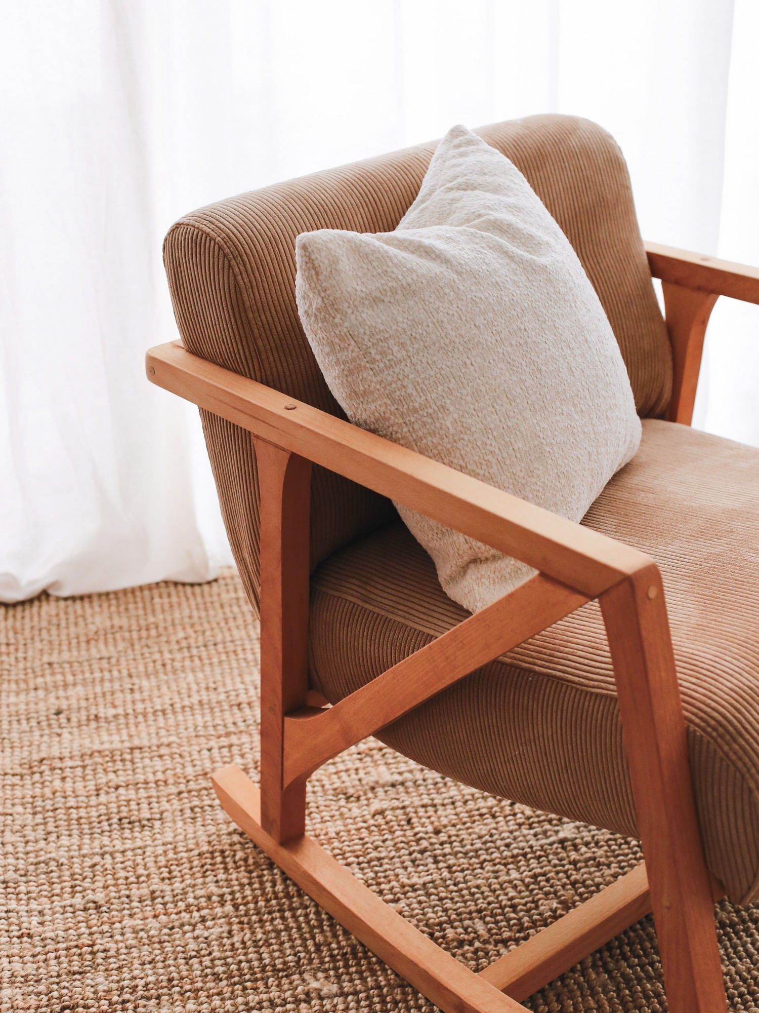 Fotoliu, Hanah Home, catifea, camel, 85x67x75 cm — imaginea 2