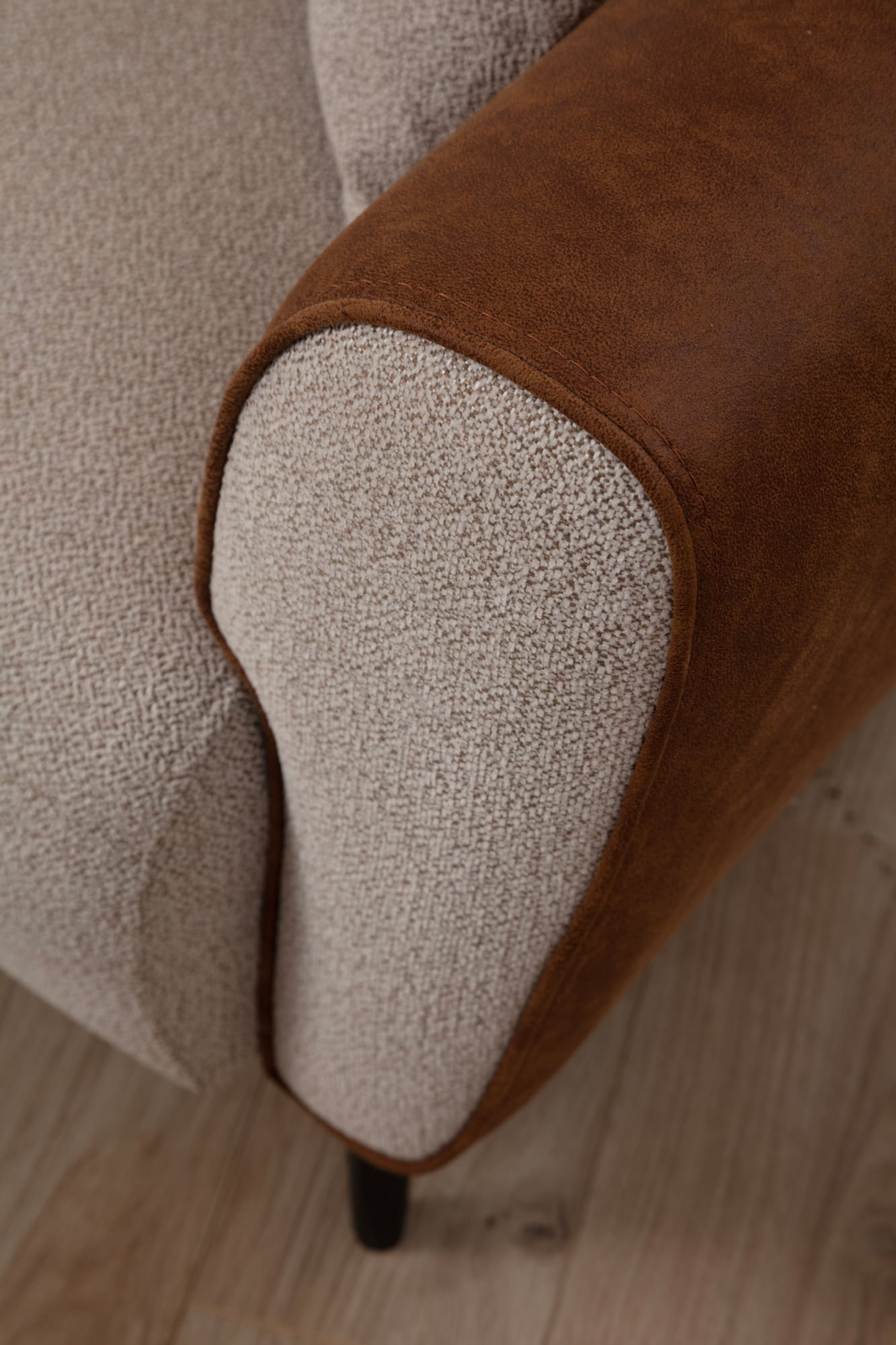 Fotoliu, Atelier Del Sofa, lemn de fag, bej si scorţişoara, 100x85x85 cm — imaginea 2
