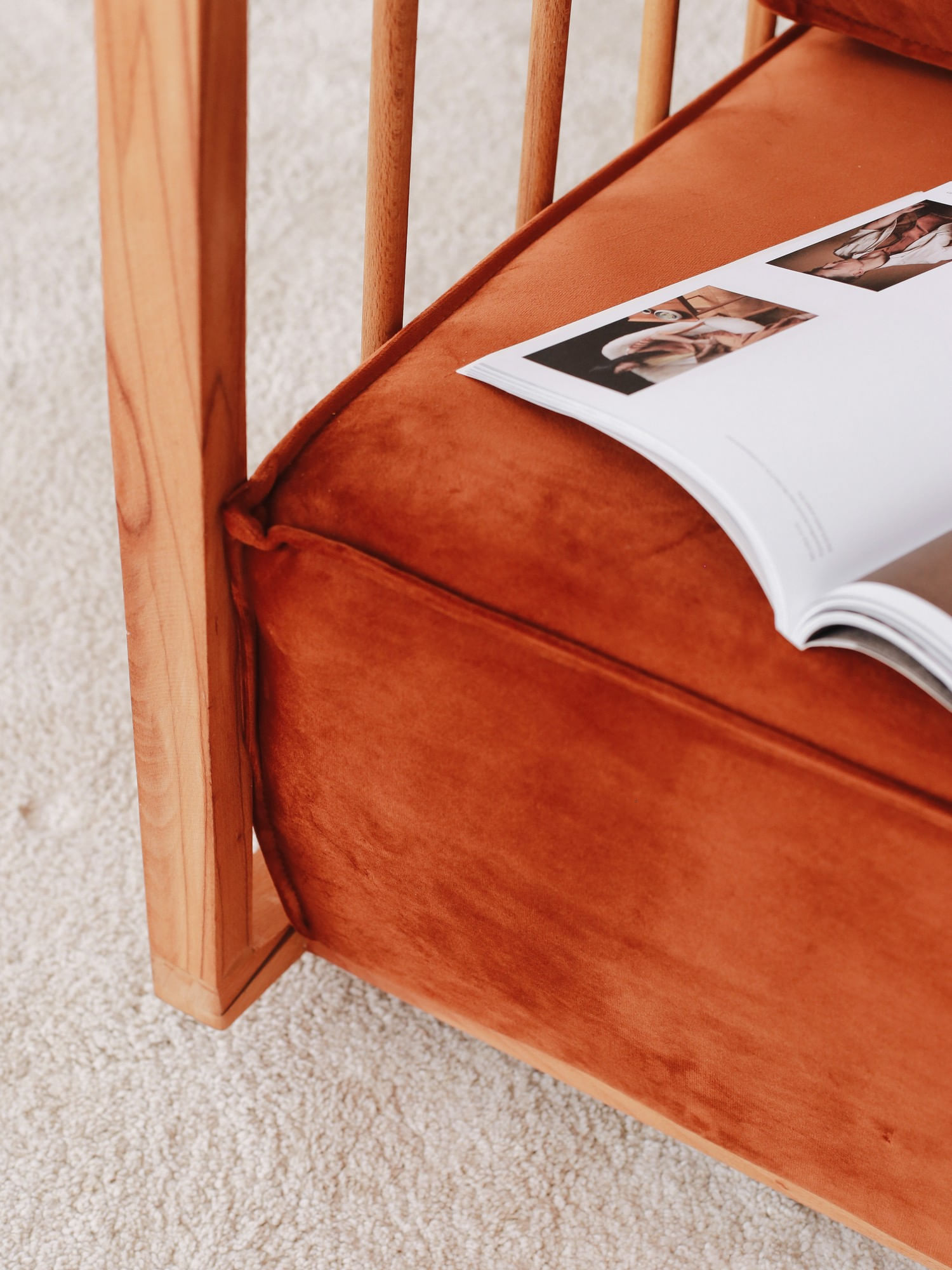 Fotoliu cu aripi, Atelier Del Sofa, lemn, babyface, scortisoara, 71x80x57 cm — imaginea 2