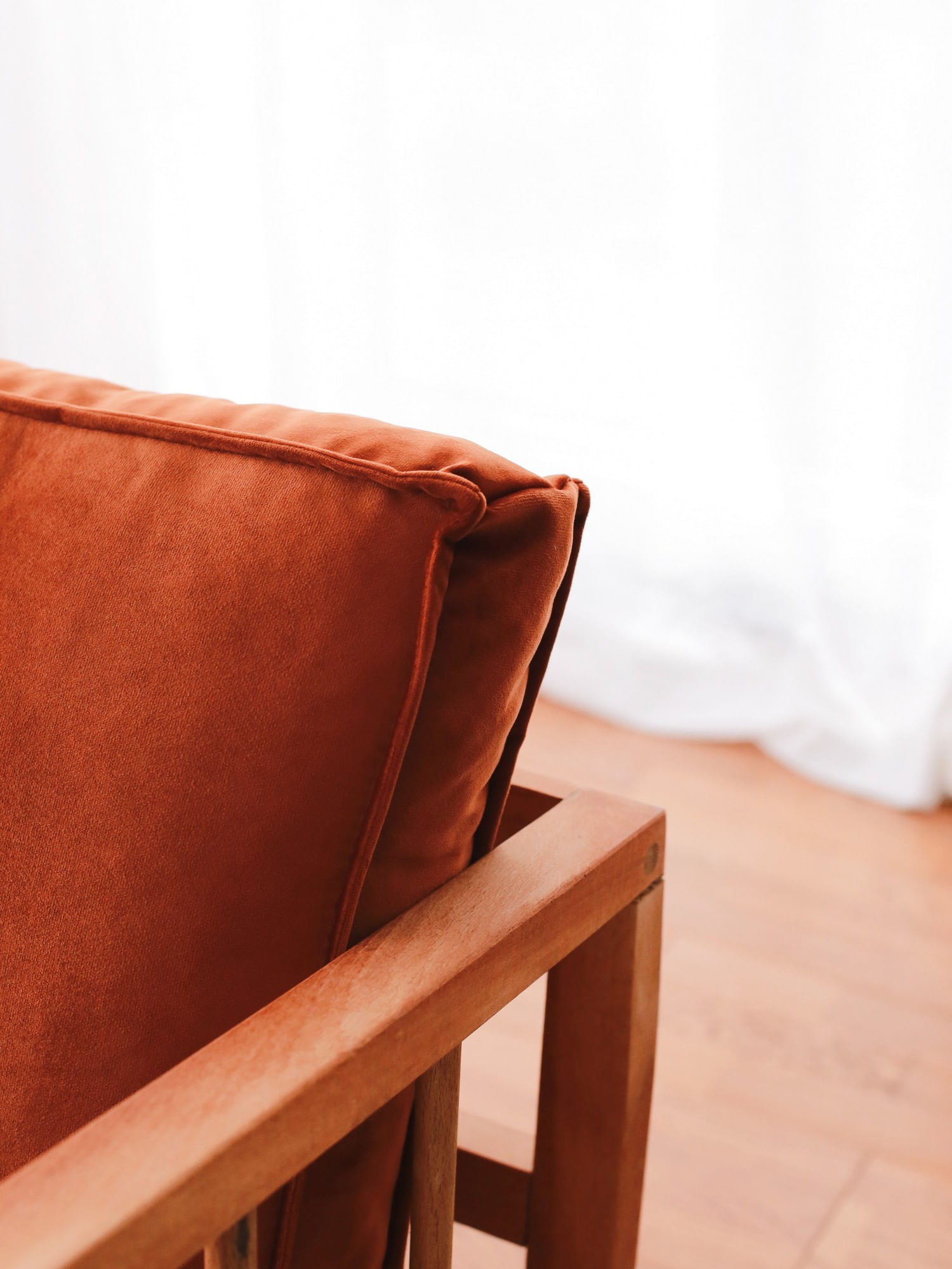Fotoliu cu aripi, Atelier Del Sofa, lemn, babyface, scortisoara, 71x80x57 cm — imaginea 7