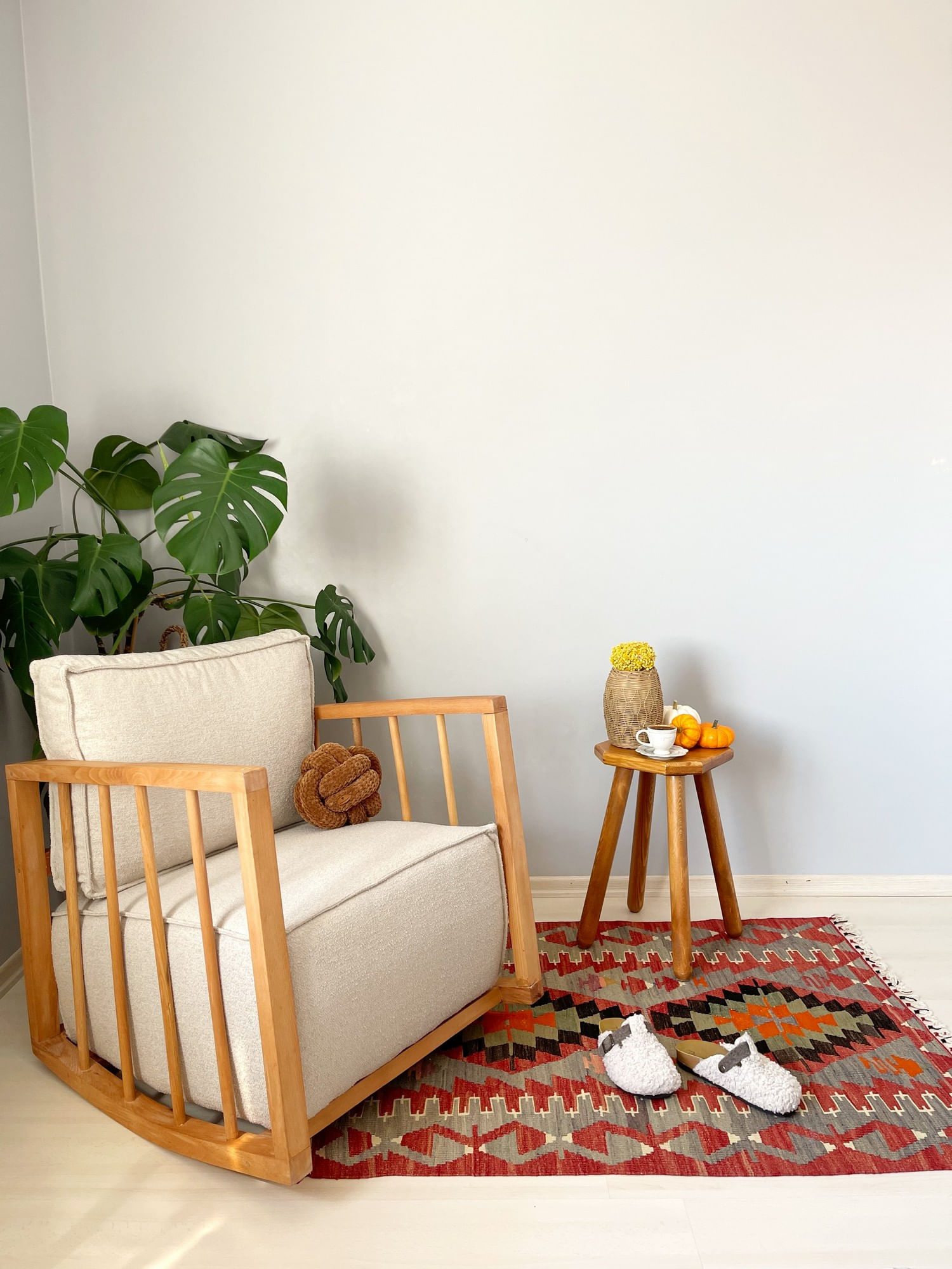 Fotoliu cu aripi, Hanah Home, lemn, alb, 71x80x65 cm — imaginea 2