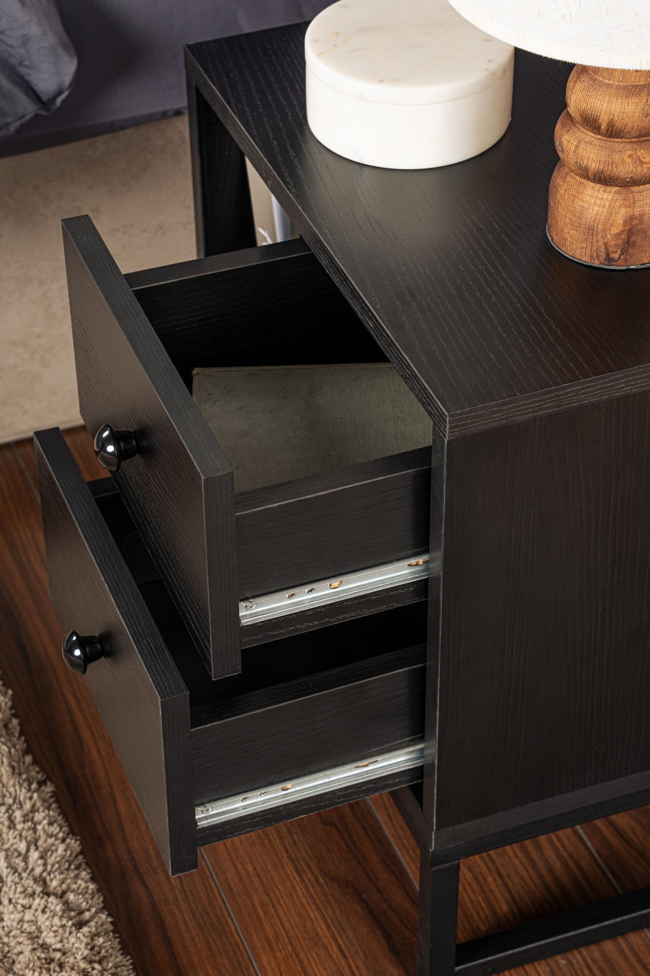 Noptiera, Hanah Home, panou de particule melaminat, lemn negru si negru, 45.2x29.5x50 cm — imaginea 2