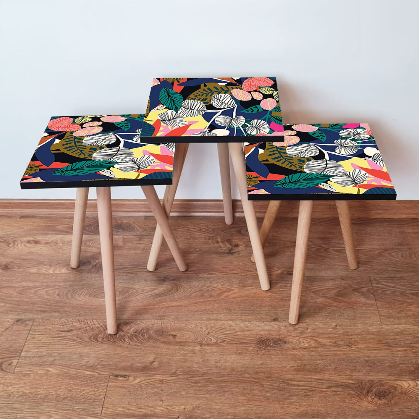 Set masute de cafea, Hanah Home, mdf, multicolor, picioare lemn fag, 3 piese, 481LNA2830
