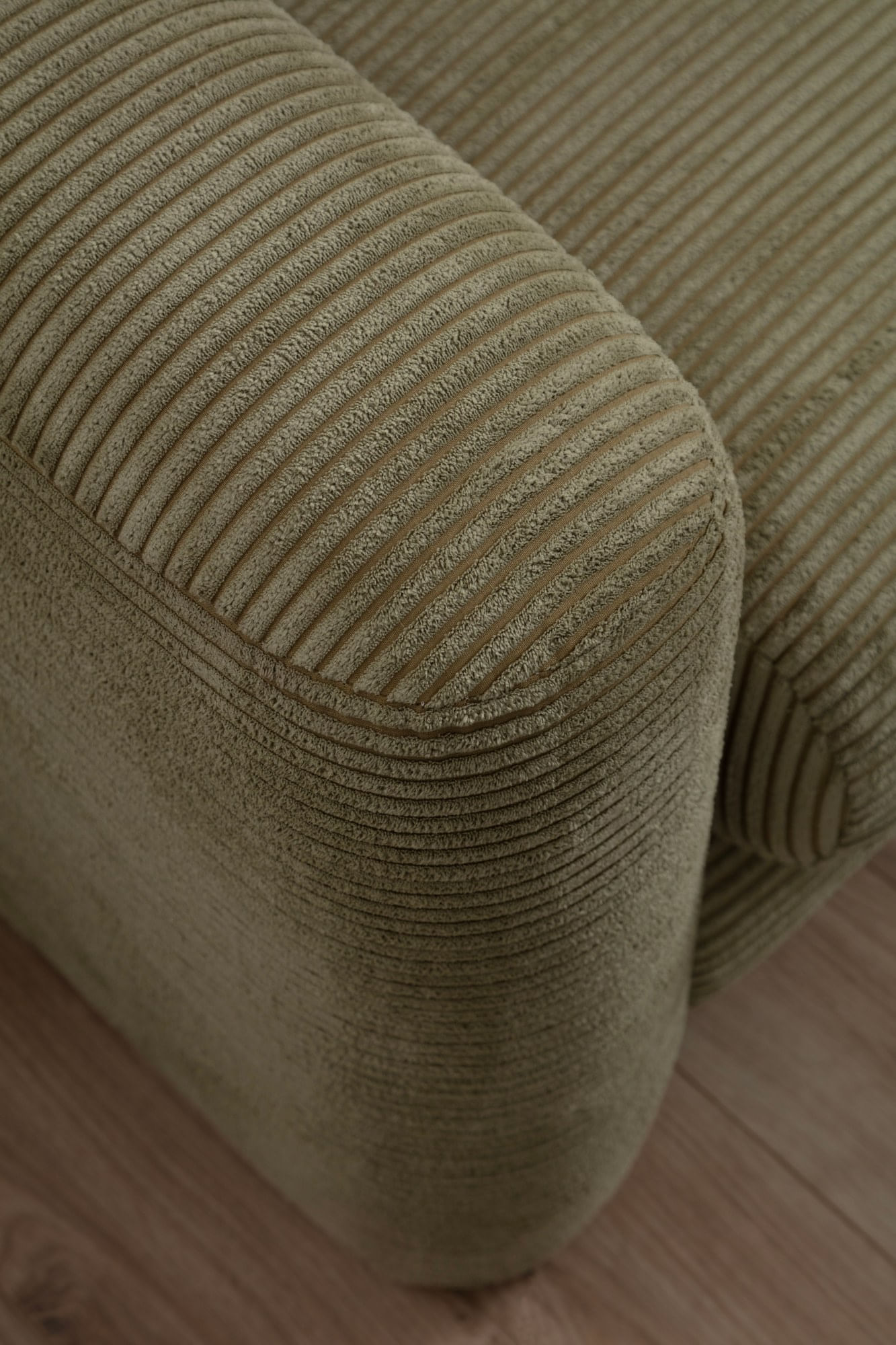 Canapea 3 locuri, Hanah Home, lemn fag si pal, verde, 215x97x73 cm — imaginea 9