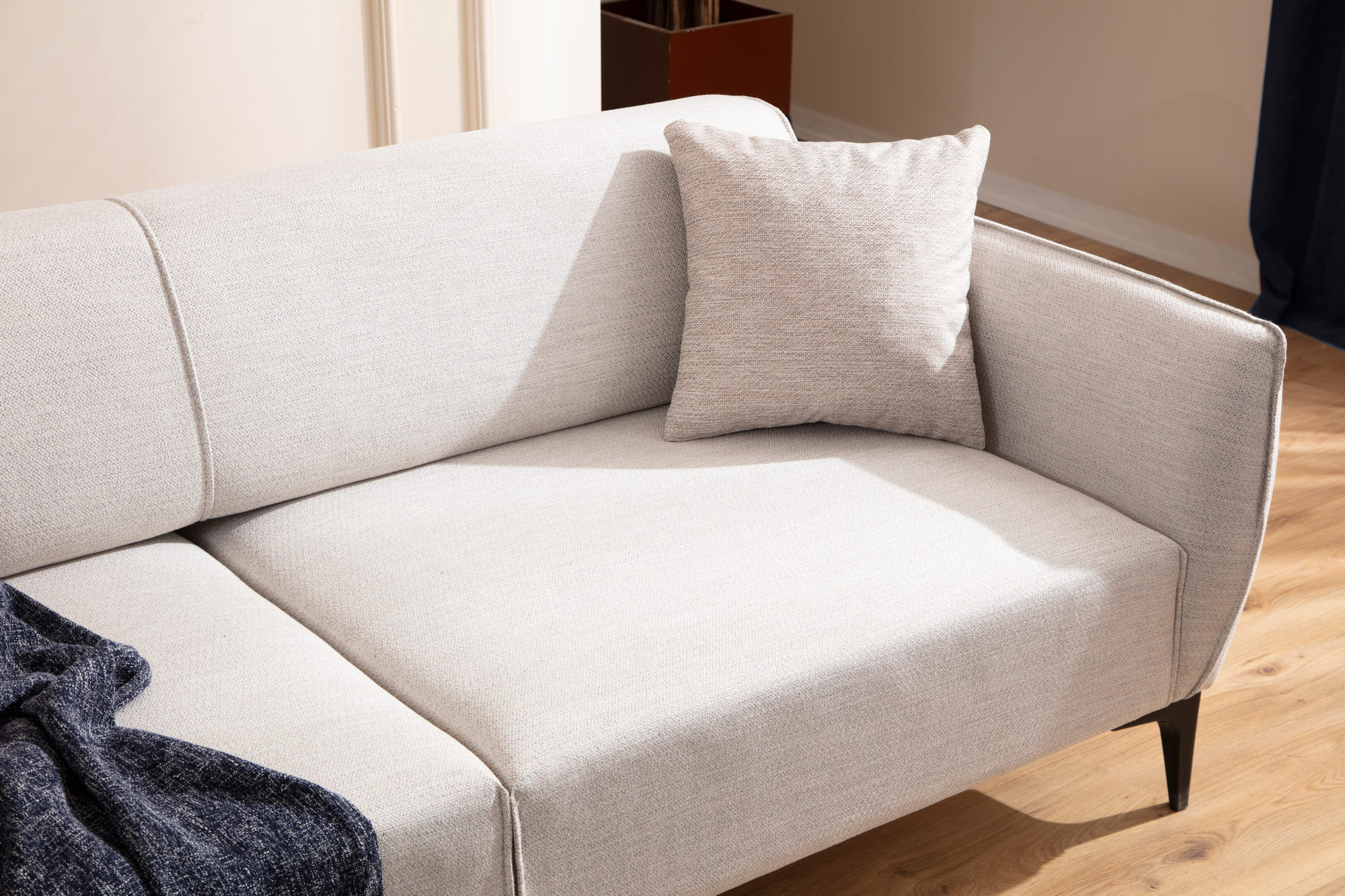 Canapea 3 locuri, Hanah Home, lemn fag si pal, alb crem, 220x95x67 cm — imaginea 6