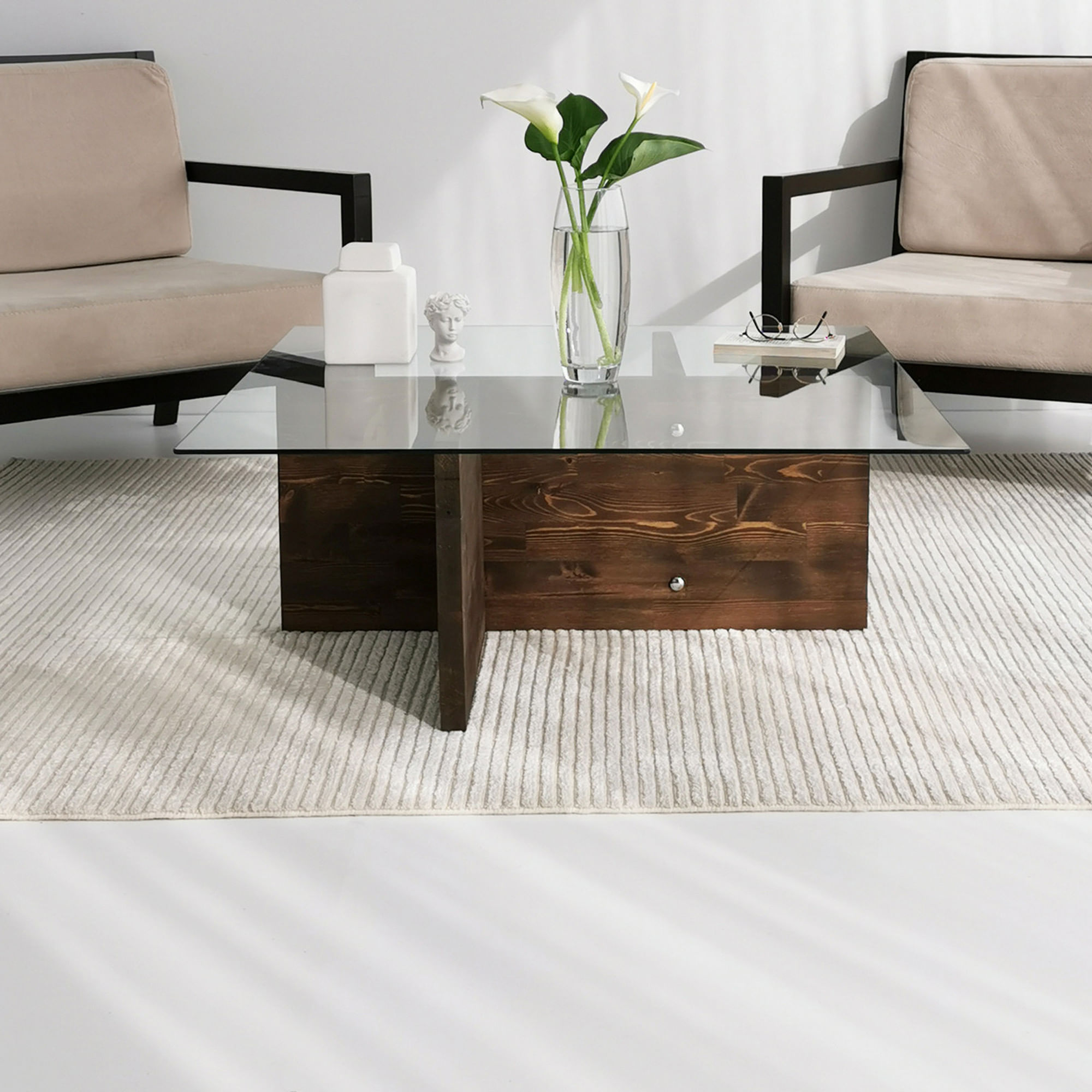 Masuta de cafea, Hanah Home, sticla calita si lemn masiv de pin, nuc, 90x90x35 cm — imaginea 3
