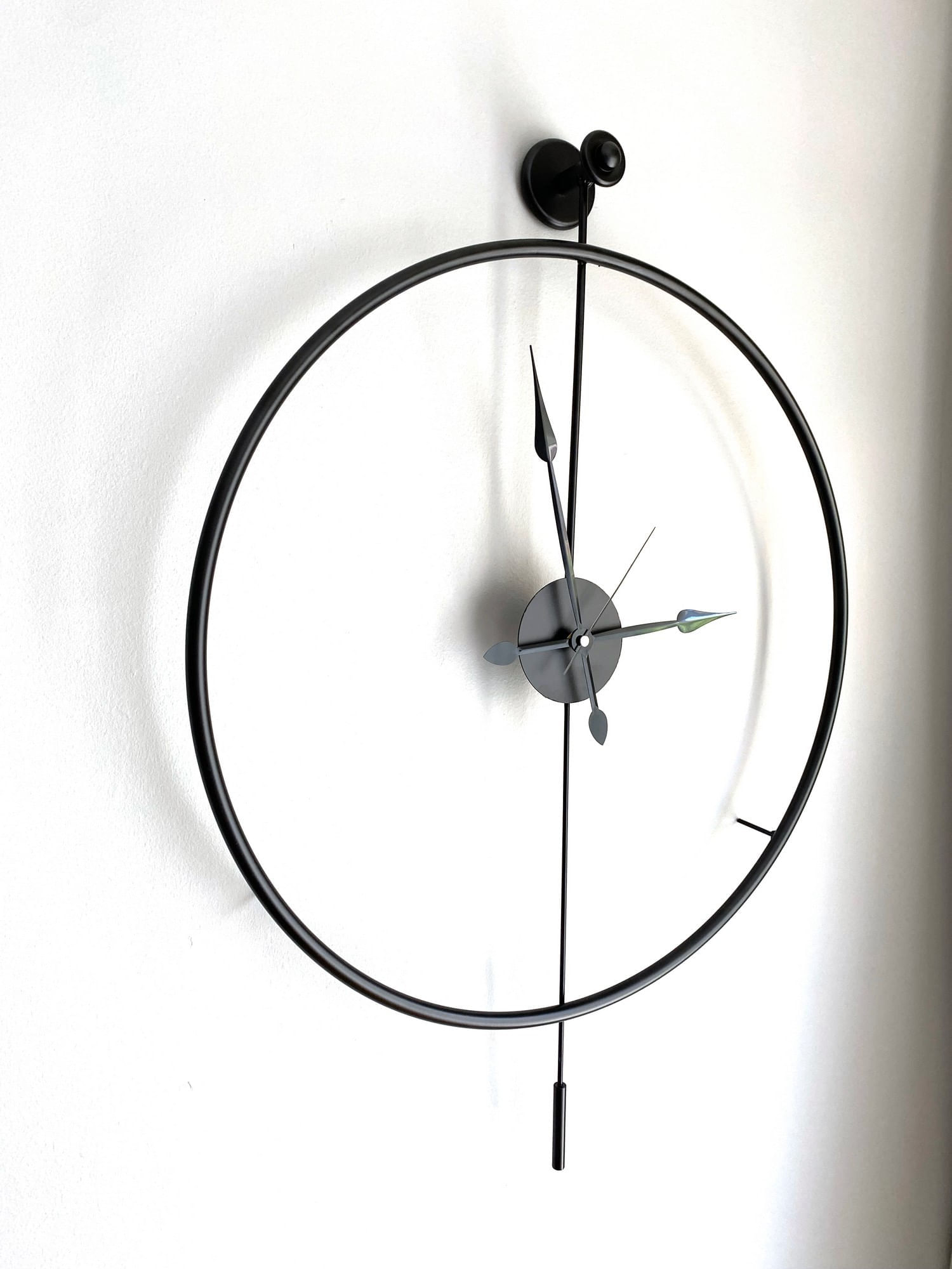 Ceas de perete decorativ, Wallxpert, metal, negru, 58x80x7 cm