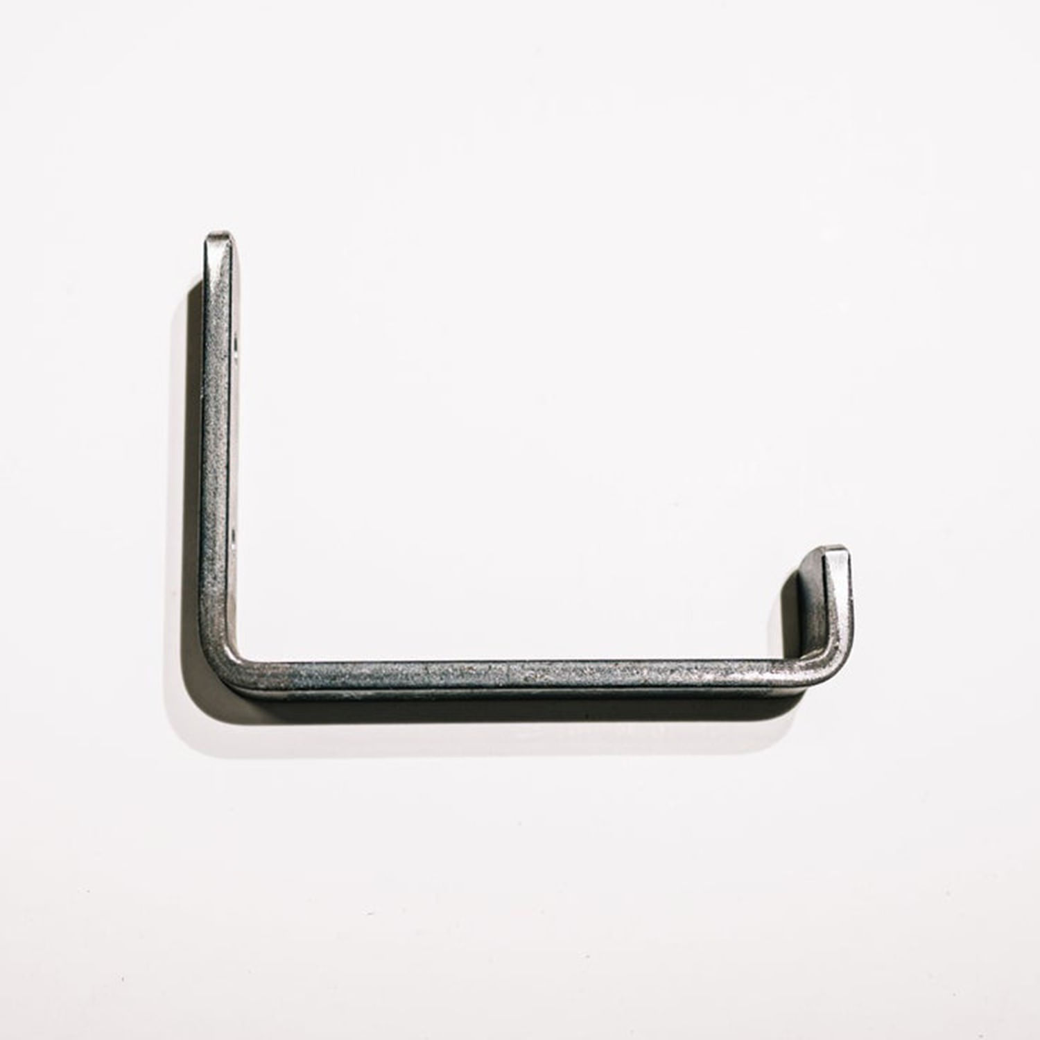 Carlig pentru teava, Hanah Home, metal, negru, 14x12x1.4 cm — imaginea 3