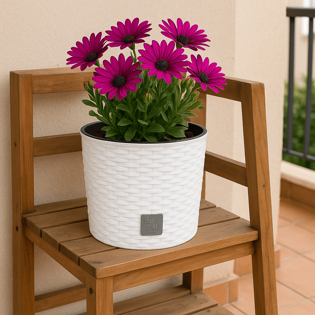 Ghiveci rotund alb, plastic rezistent, imitatie ratan, diametru 20 cm, inaltime 19 cm — imaginea 4