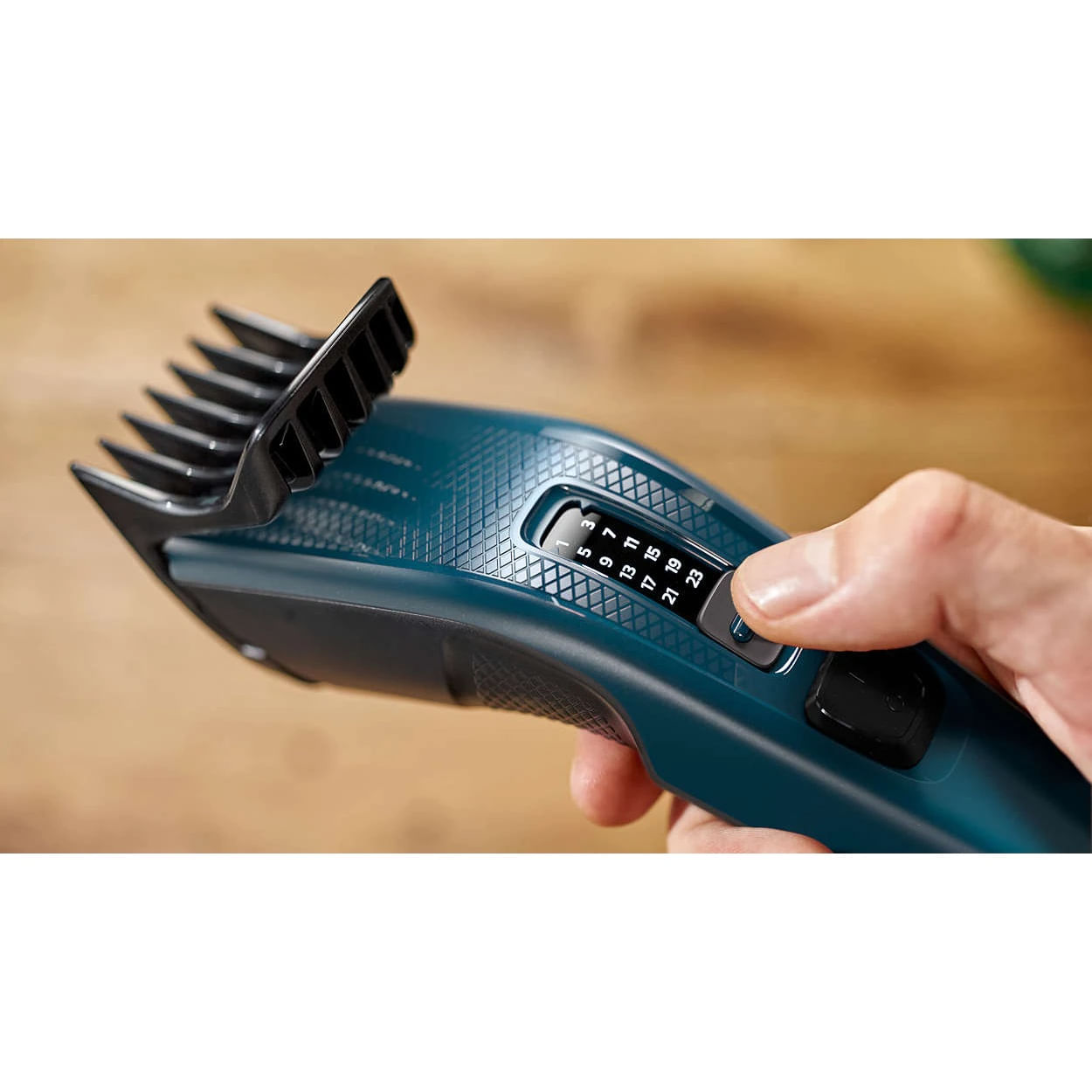 Aparat de tuns PHILIPS Seria 3000 HC3505/15, 13 setari de lungime, utilizare cu fir, lame din otel inoxidabil, Albastru - imagine 6