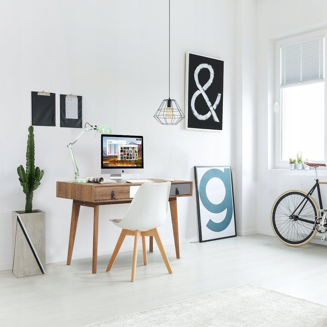 Birou Jumi, cu 3 sertare, 120x55x75 cm, design modern din lemn MDF, culoare stejar deschis — imaginea 5
