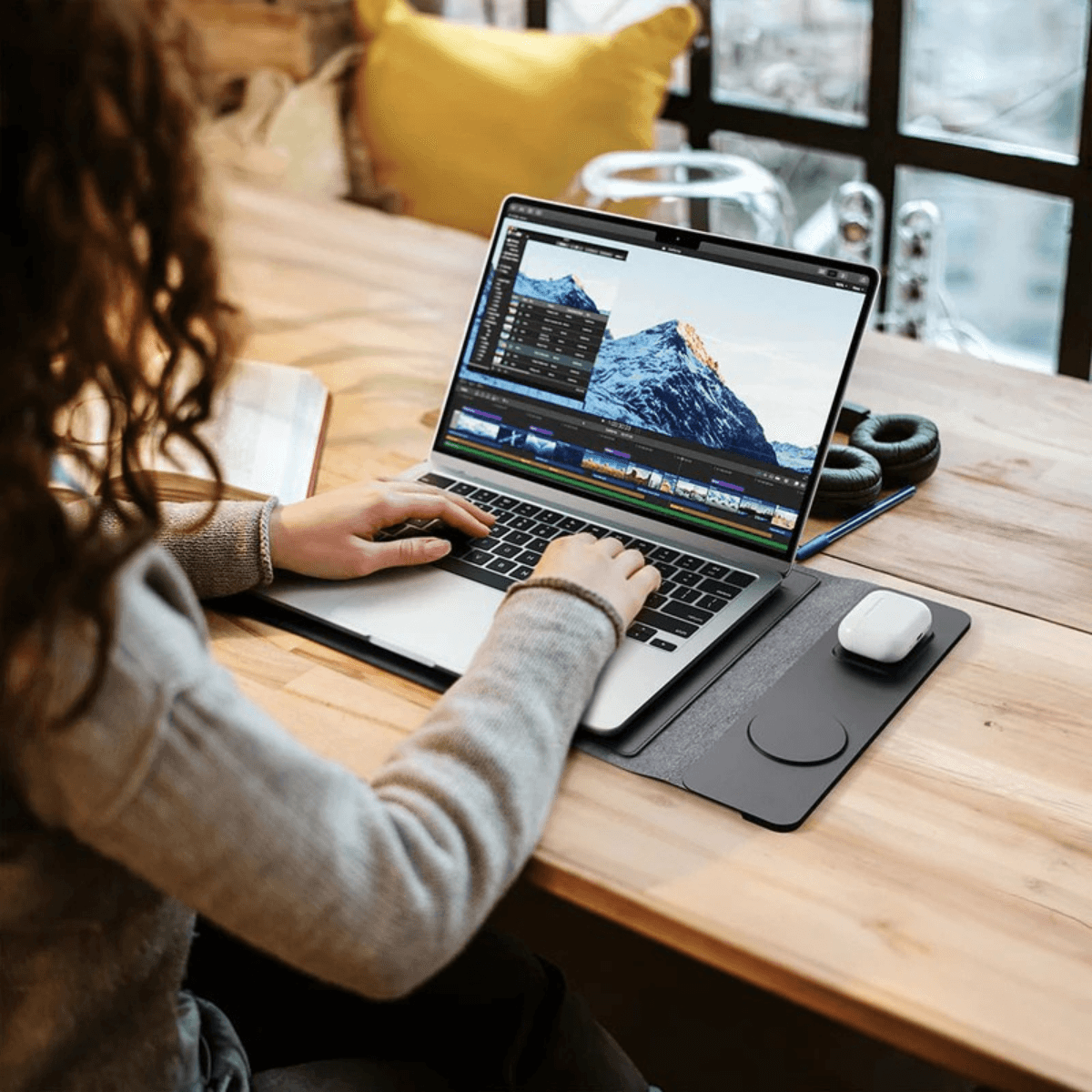 Husa Laptop cu Incarcare dubla Wireless 15W, Protectie 360, Impermeabila, Rezistenta la socuri, 15-16 inch, Pliabil - imagine 9