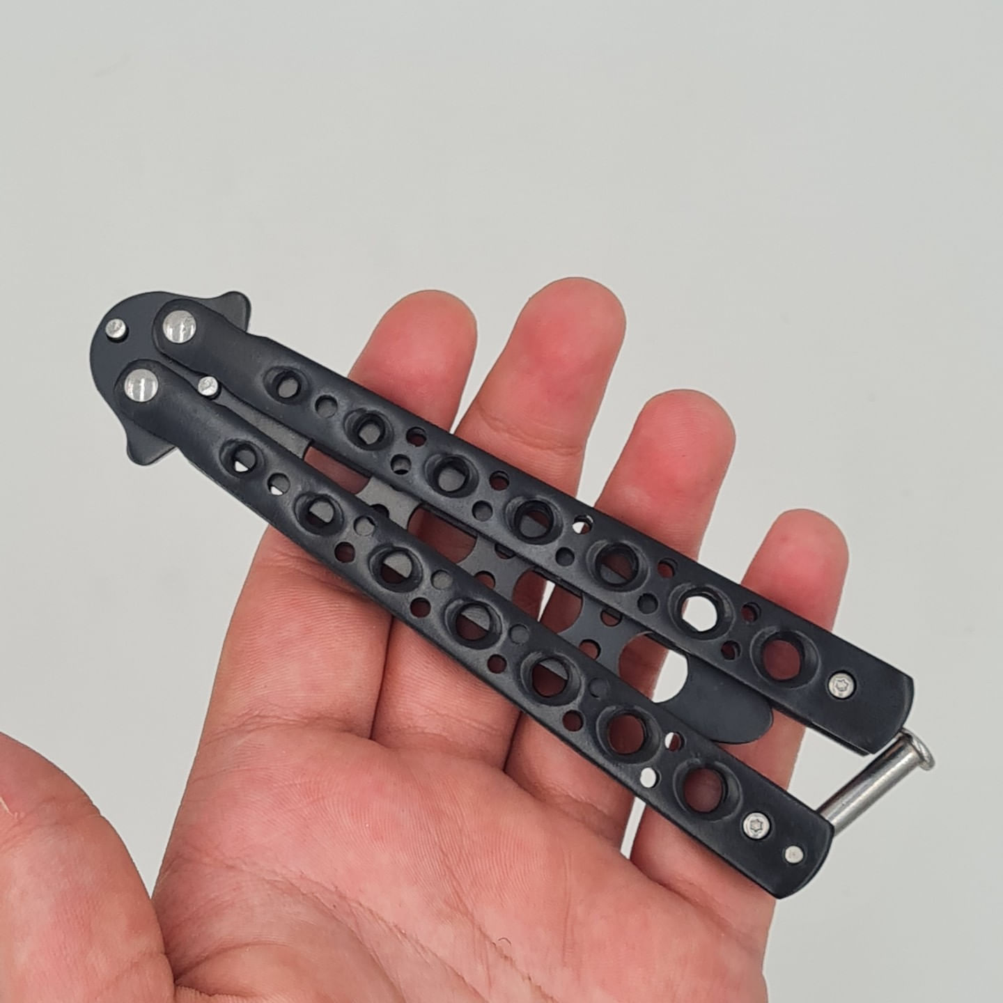 Cutit fluture Butterfly, Balisong 22.50 cm, negru, fara tais, de antrenament, model simplu