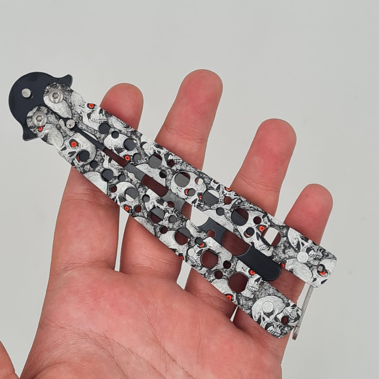 Cutit fluture Butterfly, Balisong 22 cm, cranii m2, alb, fara tais, de antrenament, model cercuri - imagine 5