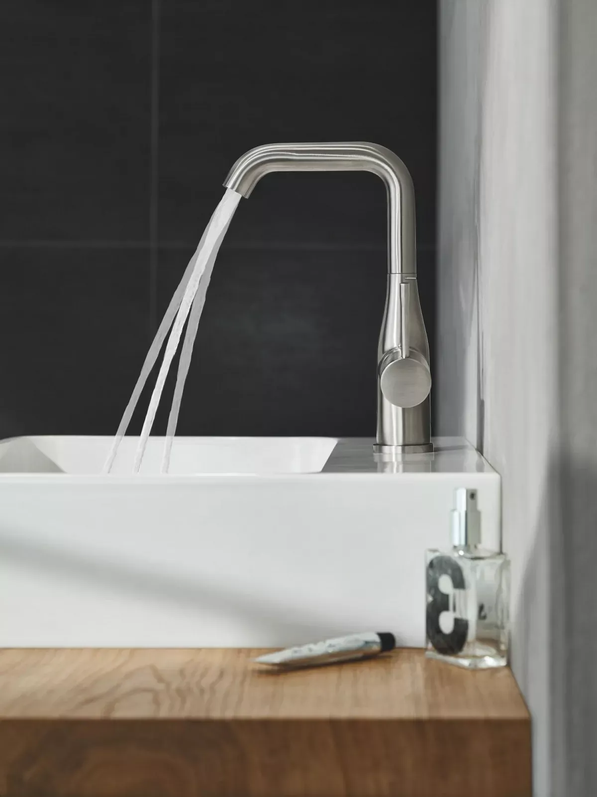 Baterie lavoar Grohe Essence, L, 244 mm, pivotanta, ventil, mat, otel satinat, 32628DC1 — imaginea 6