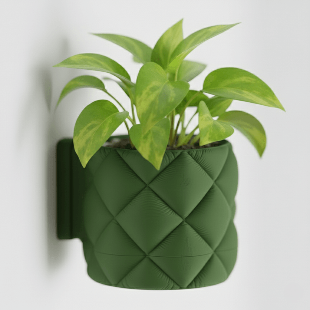 Ghiveci exclusivist de perete – Design Quilted Elegance, culoare Forest Emerald, plastic PLA, 14cm inaltime, 14cm diametru — imaginea 5